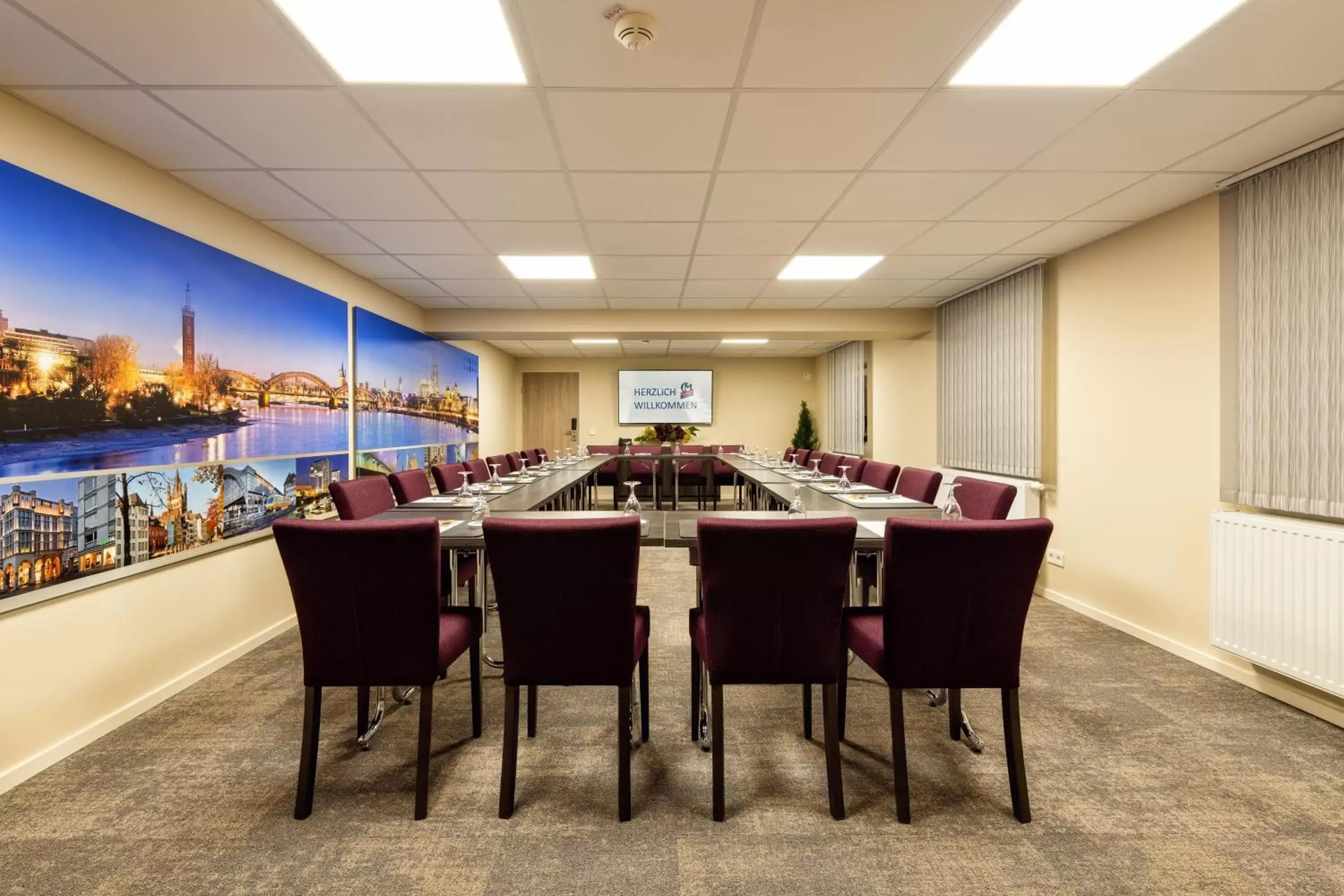 Meeting/conference room in CityClass Hotel Caprice am Dom - Superior