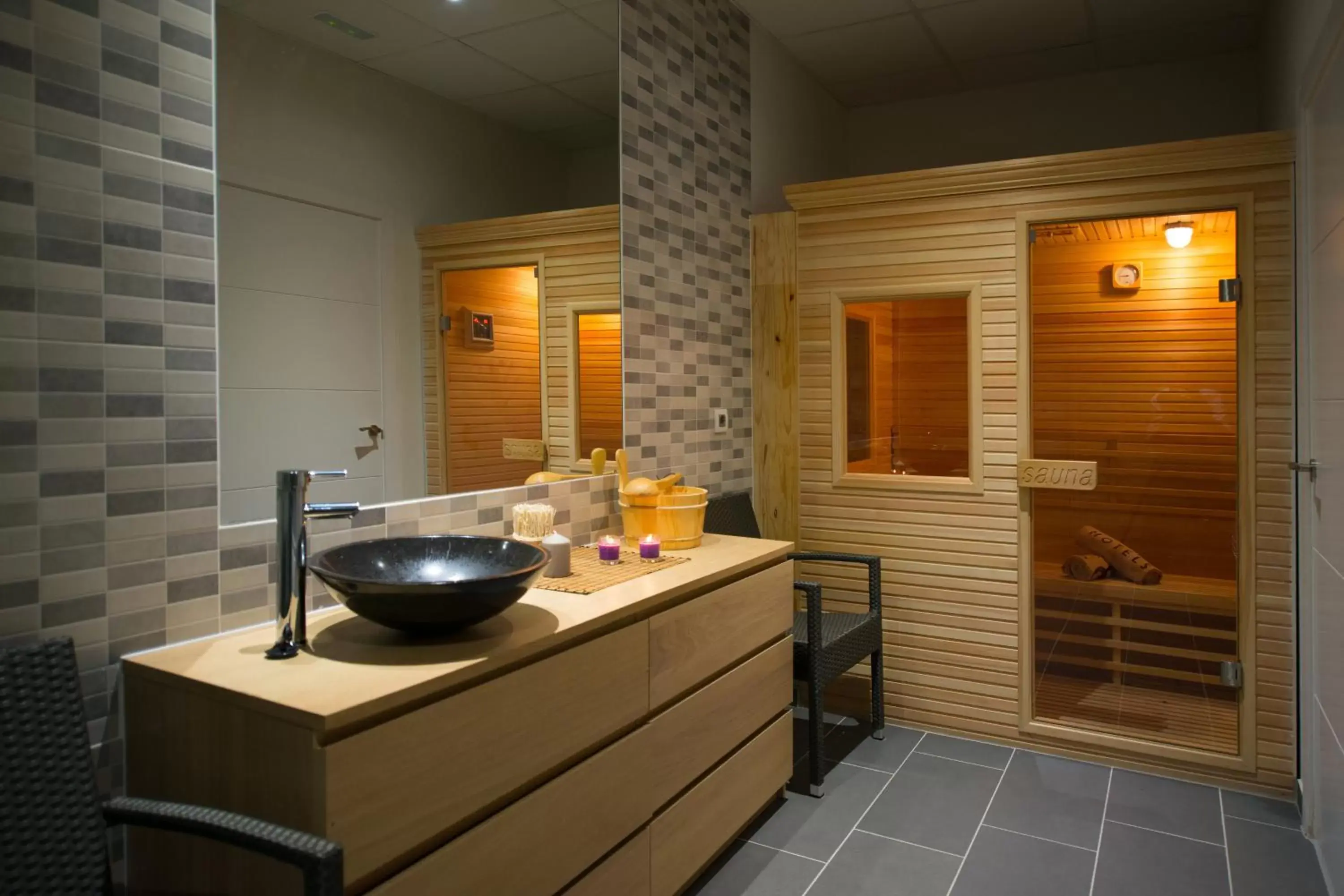Sauna, Bathroom in Olé Tropical Tenerife