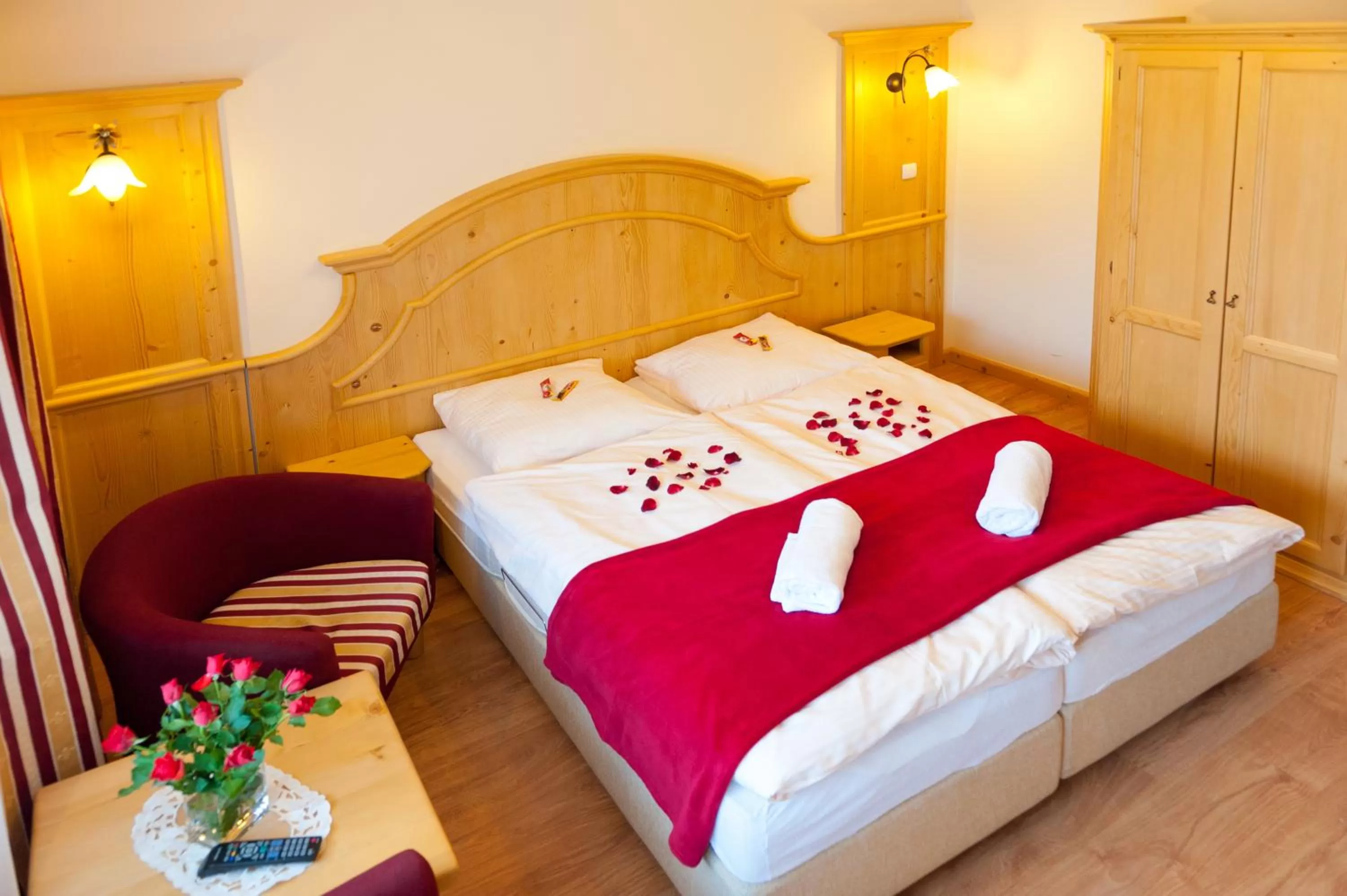 Photo of the whole room, Room Photo in Karina