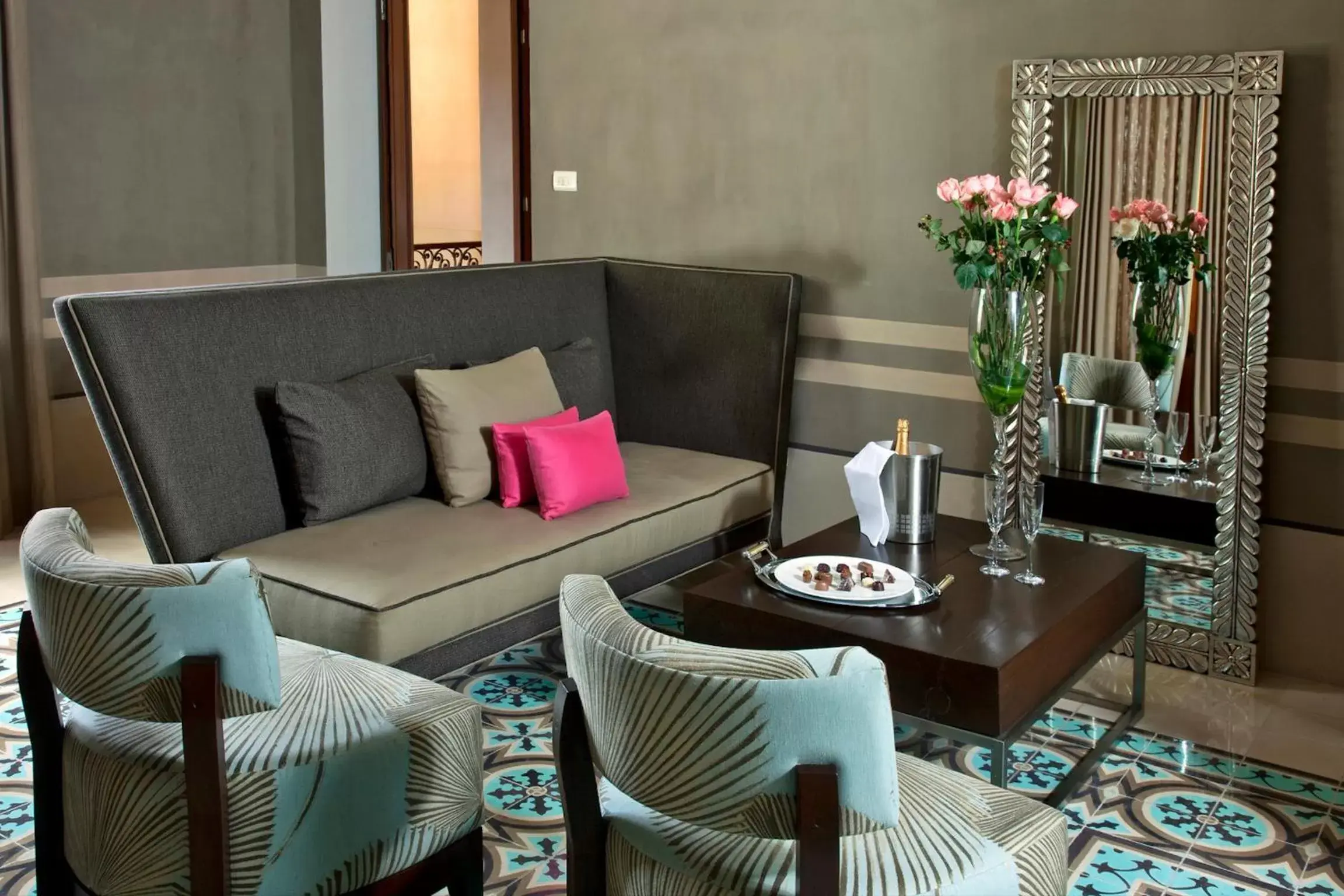 Lobby or reception, Seating Area in Rosas & Xocolate Boutique Hotel and Spa Merida, a Member of Design Hotels