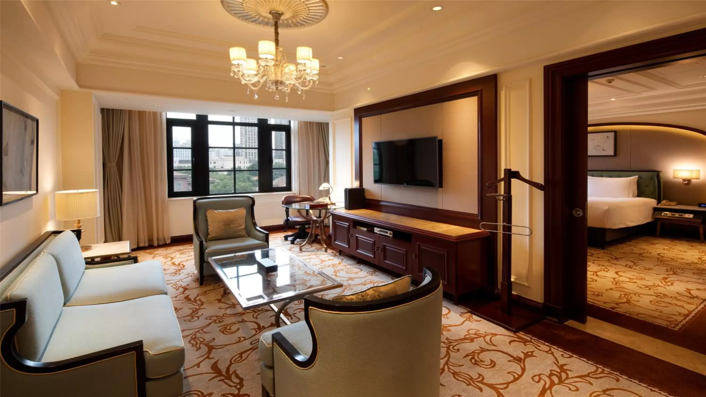 Photo of the whole room, Seating Area in InterContinental Shanghai Ruijin, an IHG Hotel