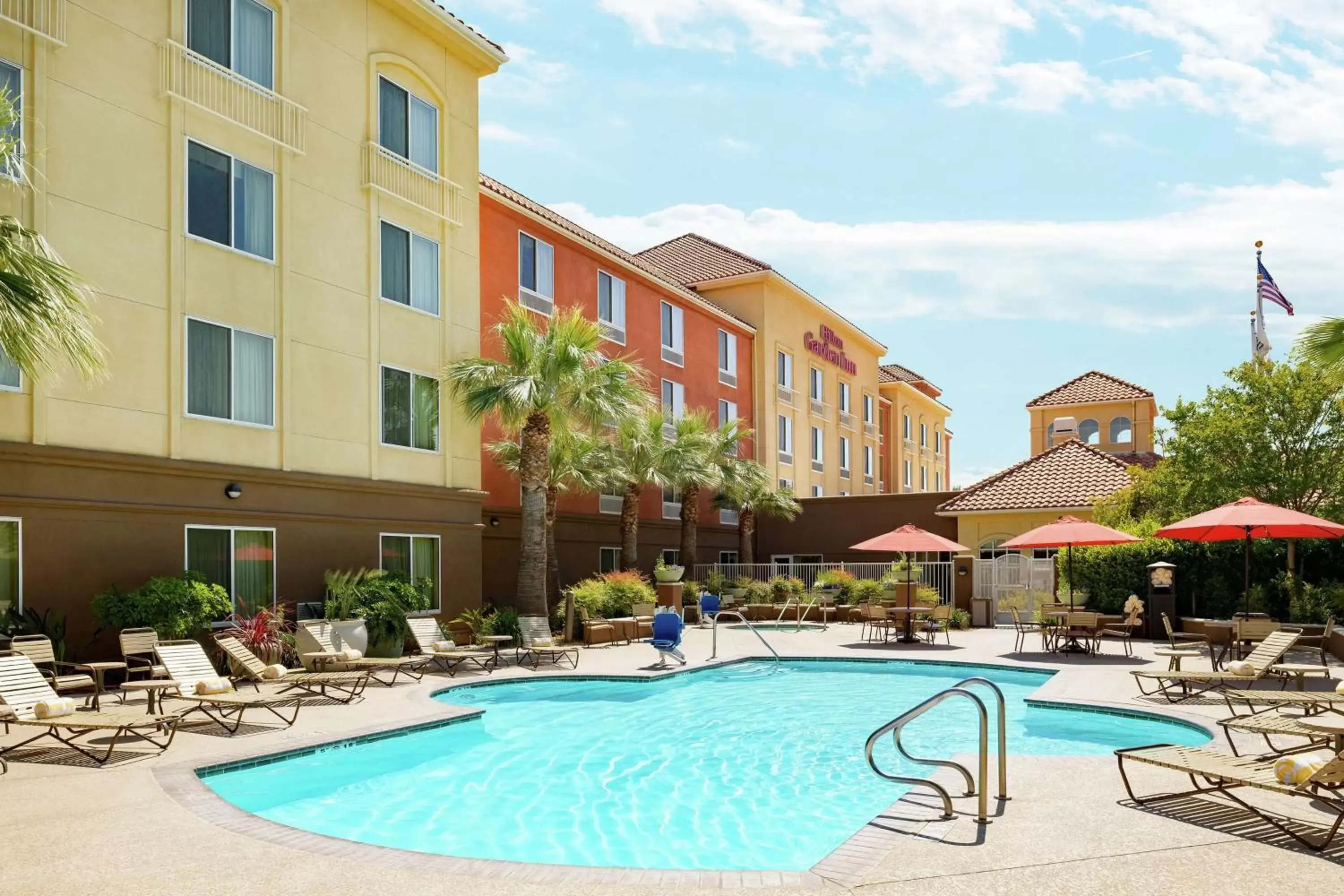 Pool view, Property Building in Hilton Garden Inn Fontana