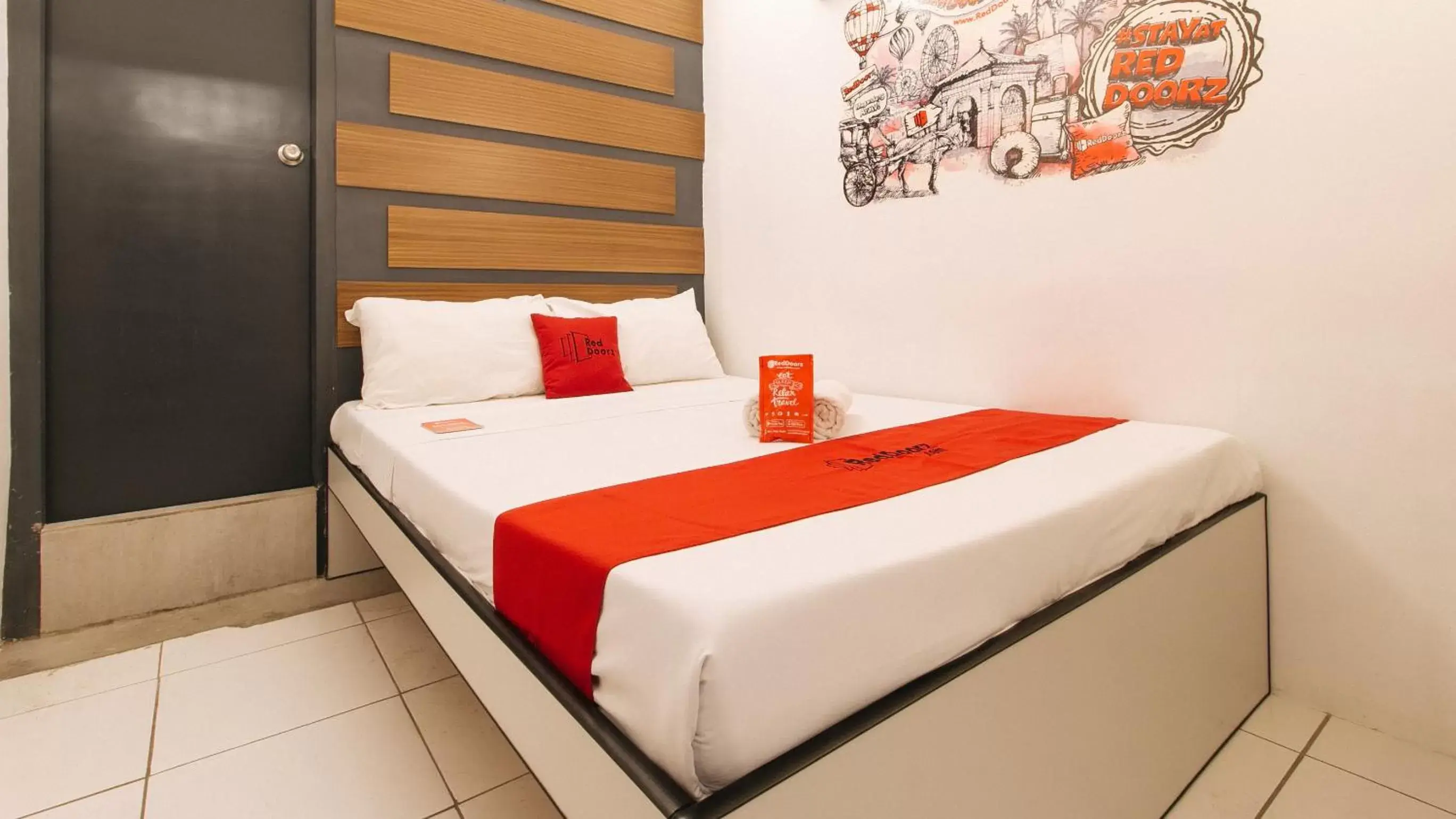 Bed in RedDoorz near Fishermall Quezon City