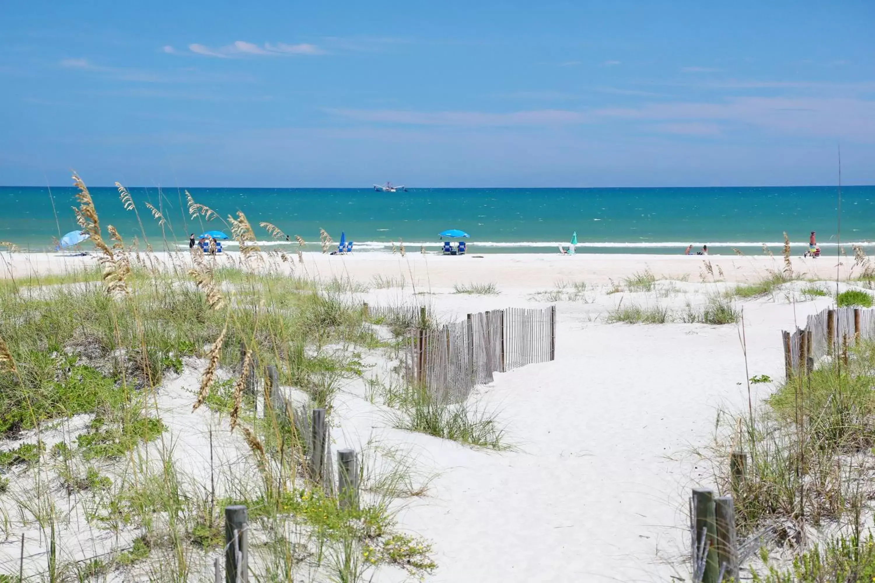 Beach in La Fiesta Ocean Inn & Suites