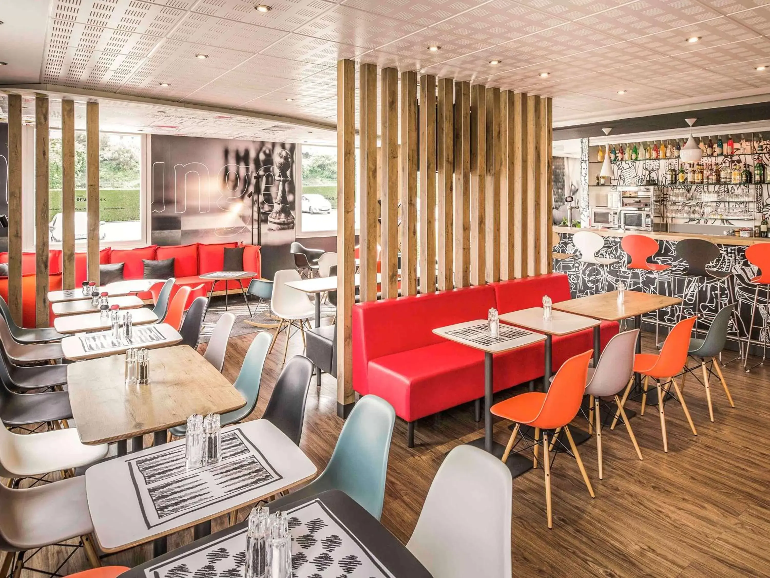 Restaurant/Places to Eat in ibis Limoges Nord