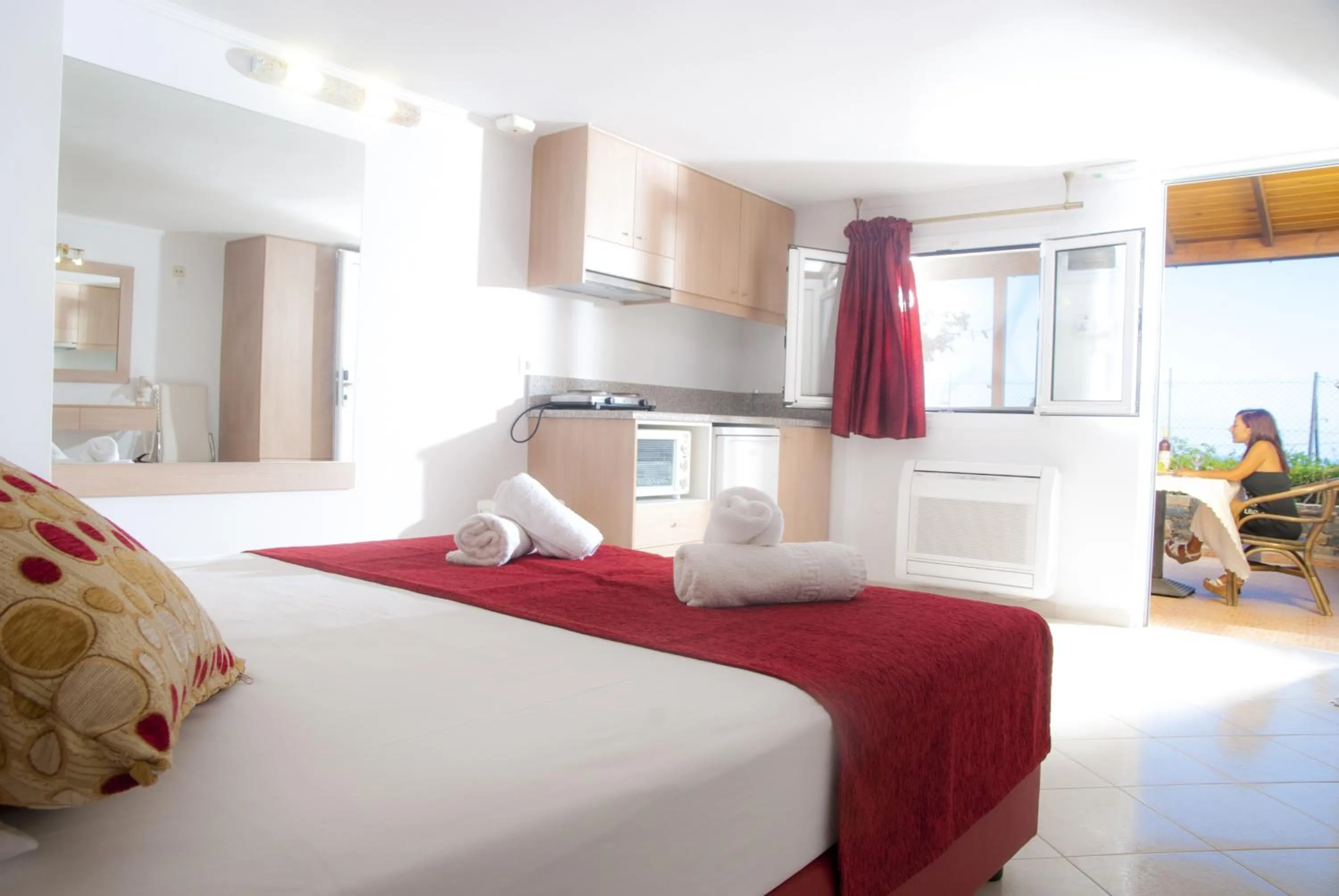 Kitchen or kitchenette, Bed in Villa Medusa