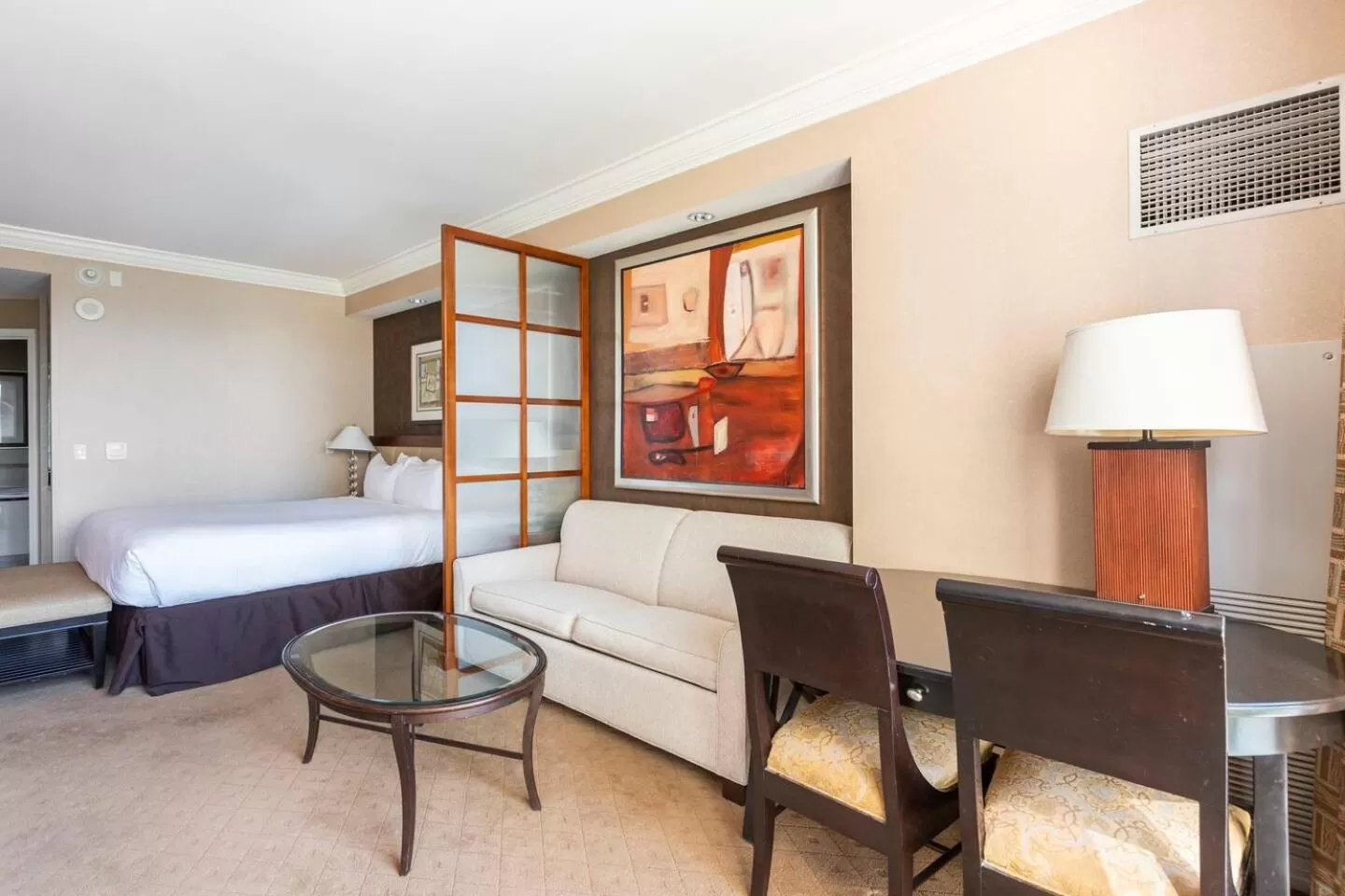 Bed in MGM Signature Towers by FantasticStay