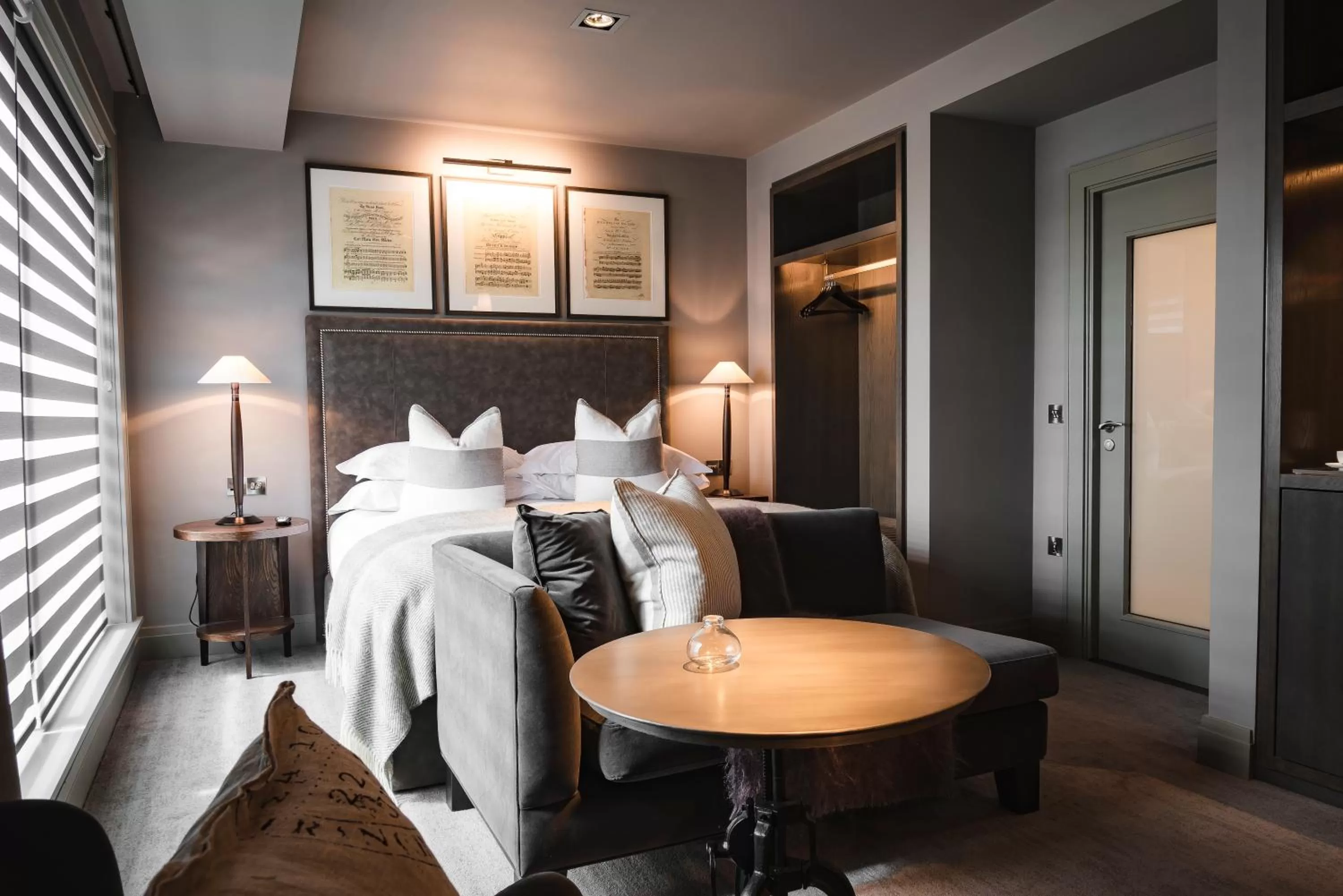 Bedroom, Bed in Dakota Leeds