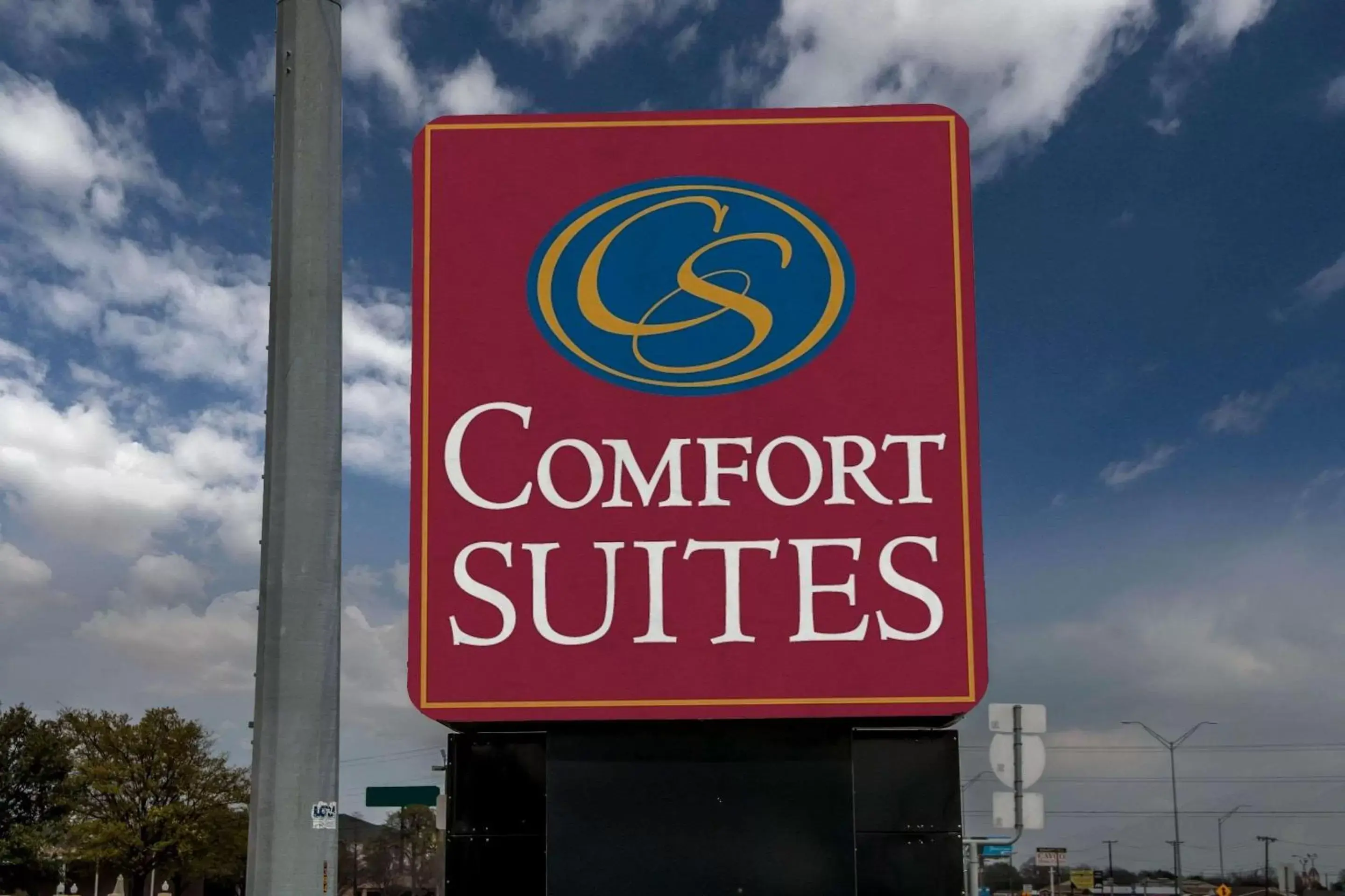 Property building, Property Logo/Sign in Comfort Suites New Braunfels