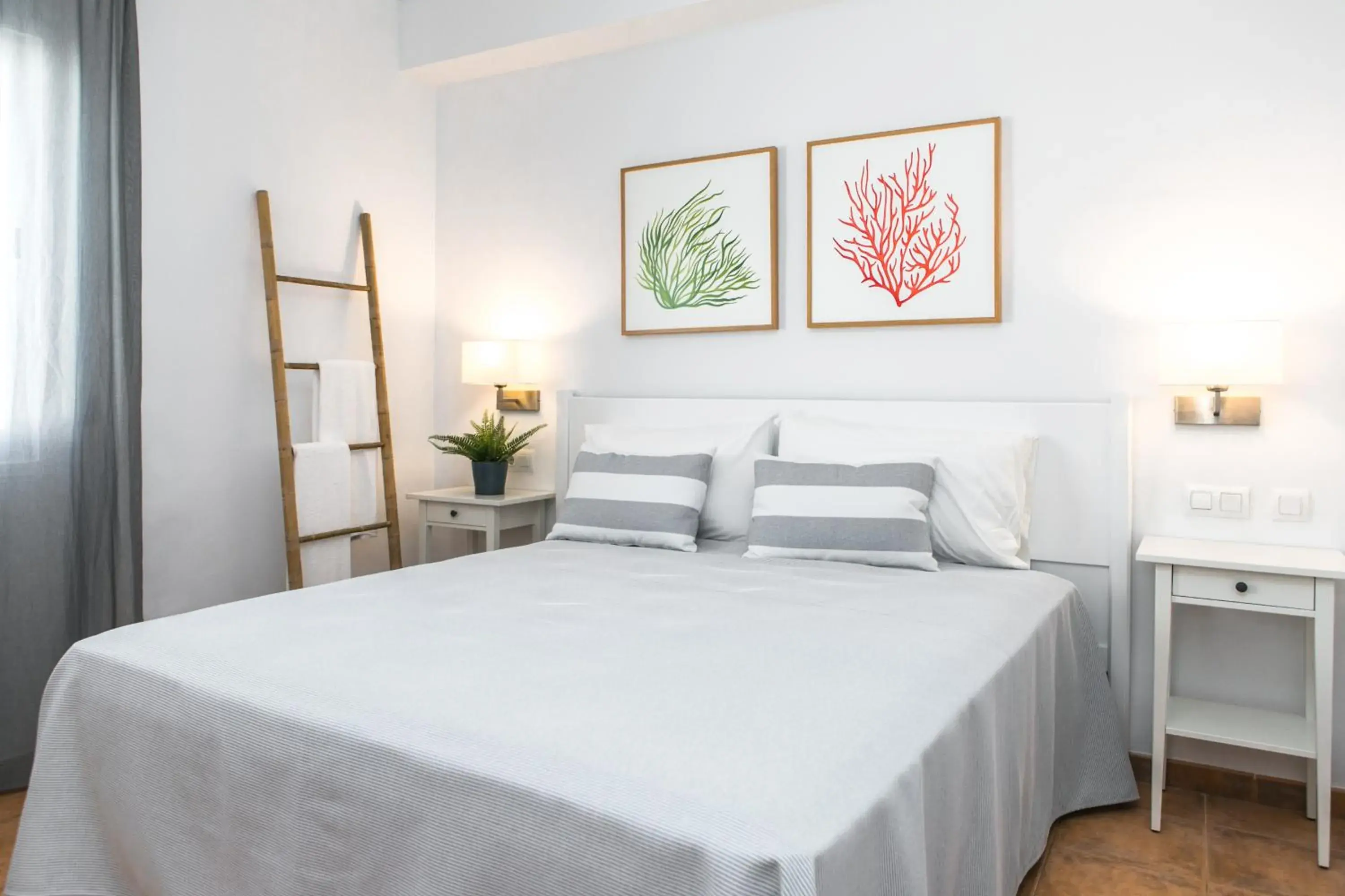 Bedroom, Bed in RV Hotel Sea Club Menorca