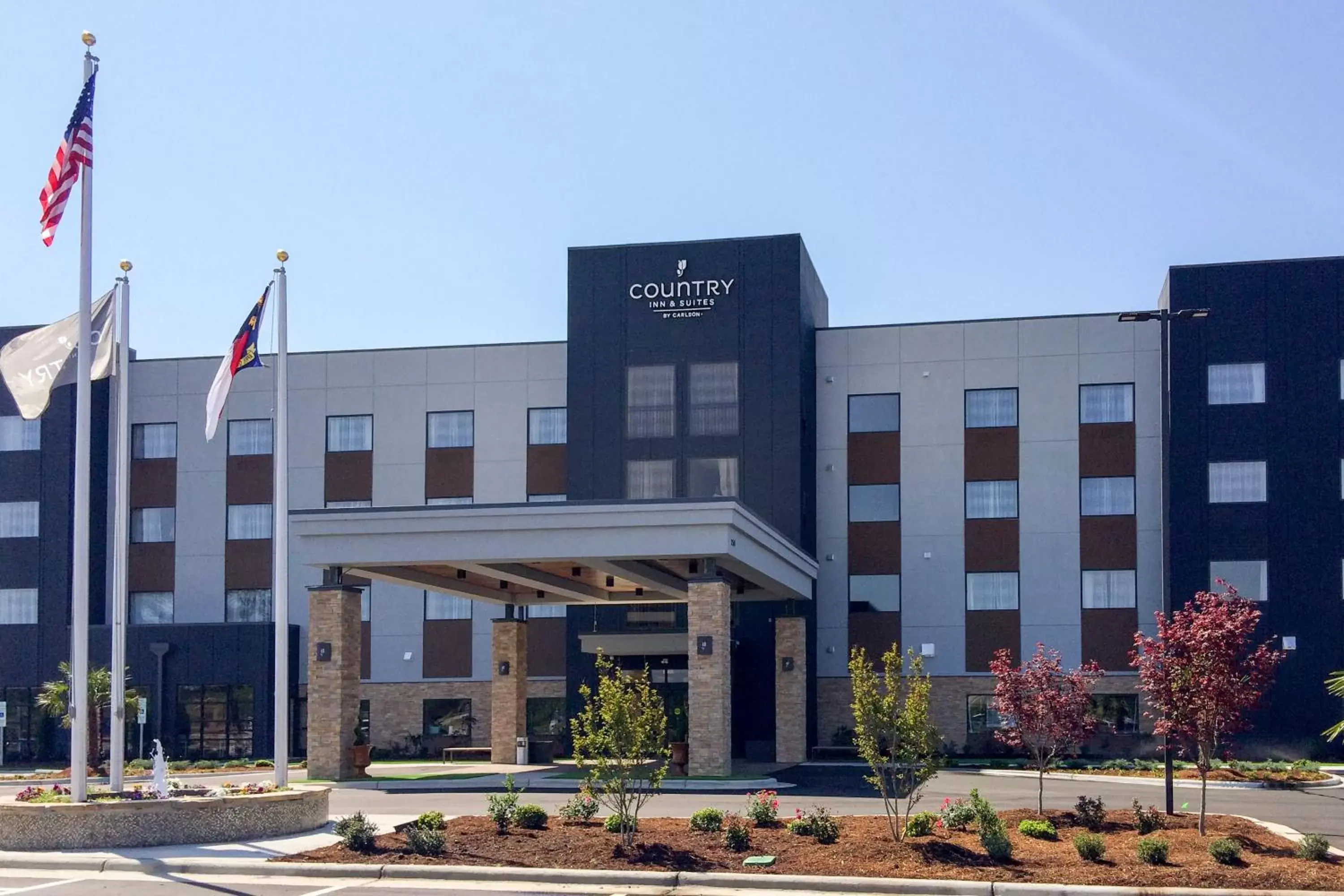 Facade/entrance, Property Building in Country Inn & Suites by Radisson, Smithfield-Selma, NC