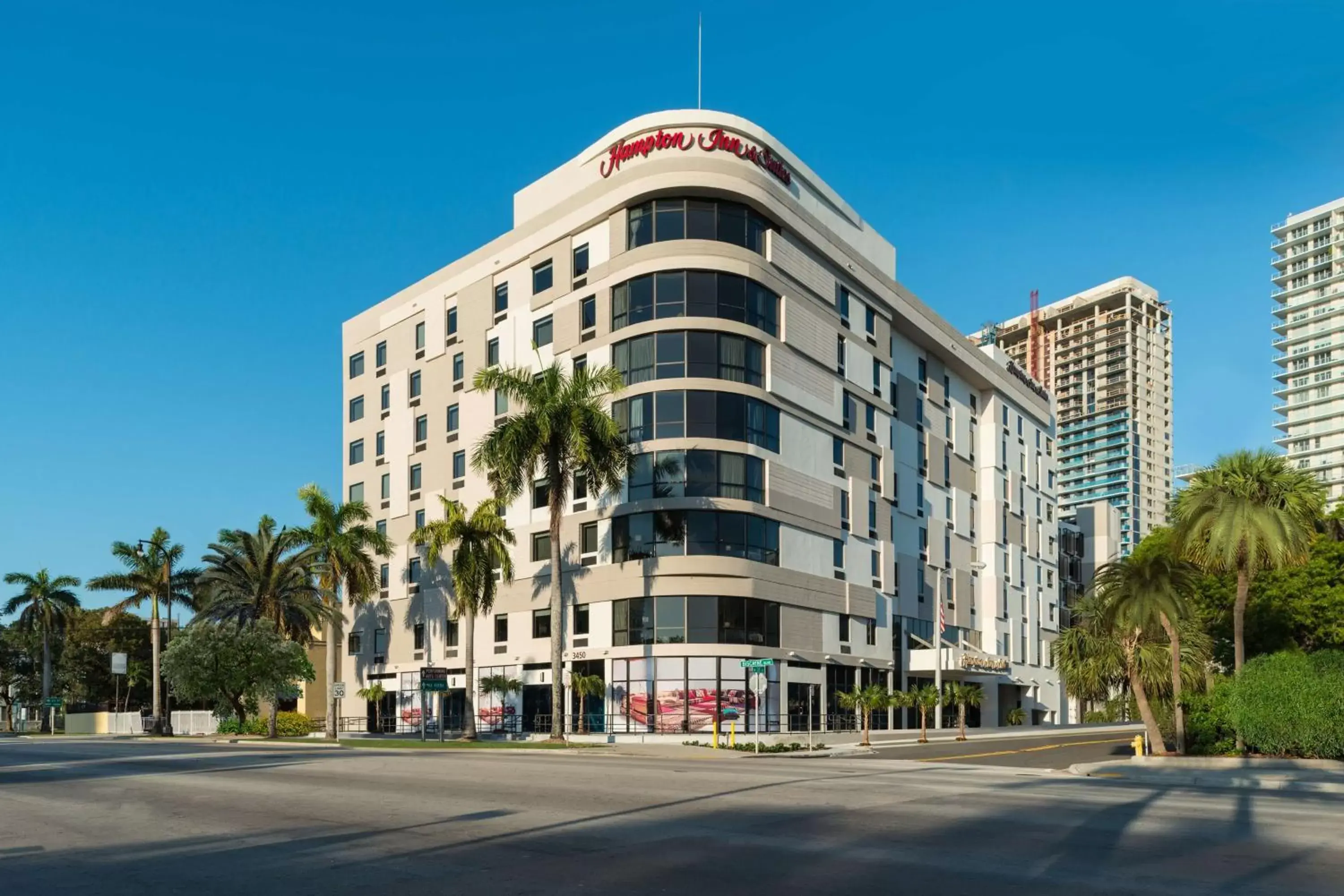 Property Building in Hampton Inn & Suites Miami Wynwood Design District, FL
