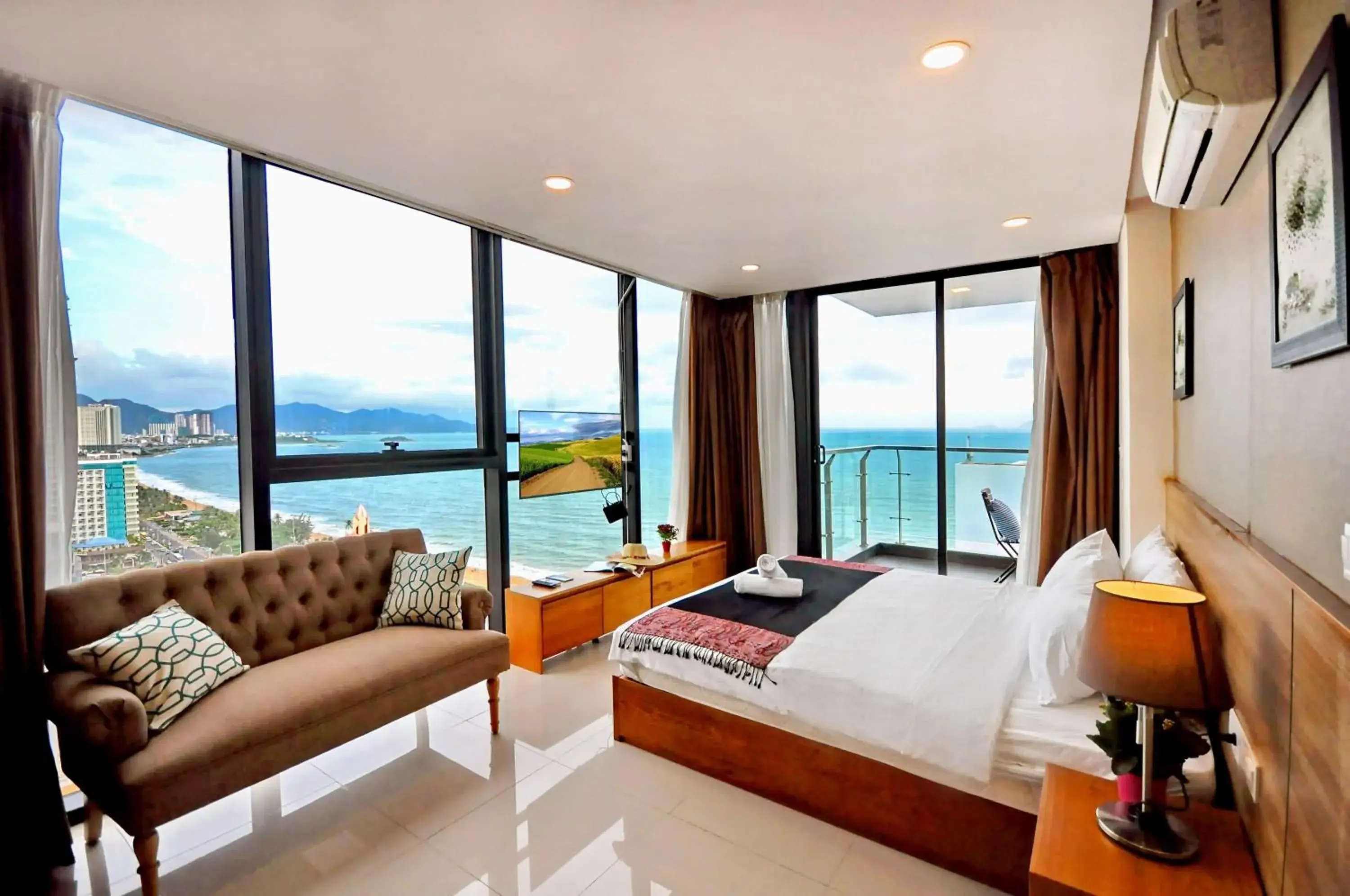 Bedroom, Sea View in Holi Beach Hotel & Apartments