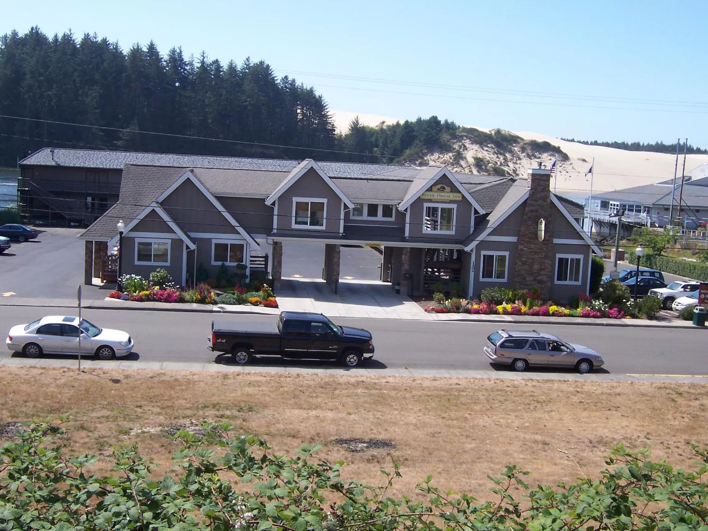 Facade/entrance in River House Inn, a Baymont by Wyndham