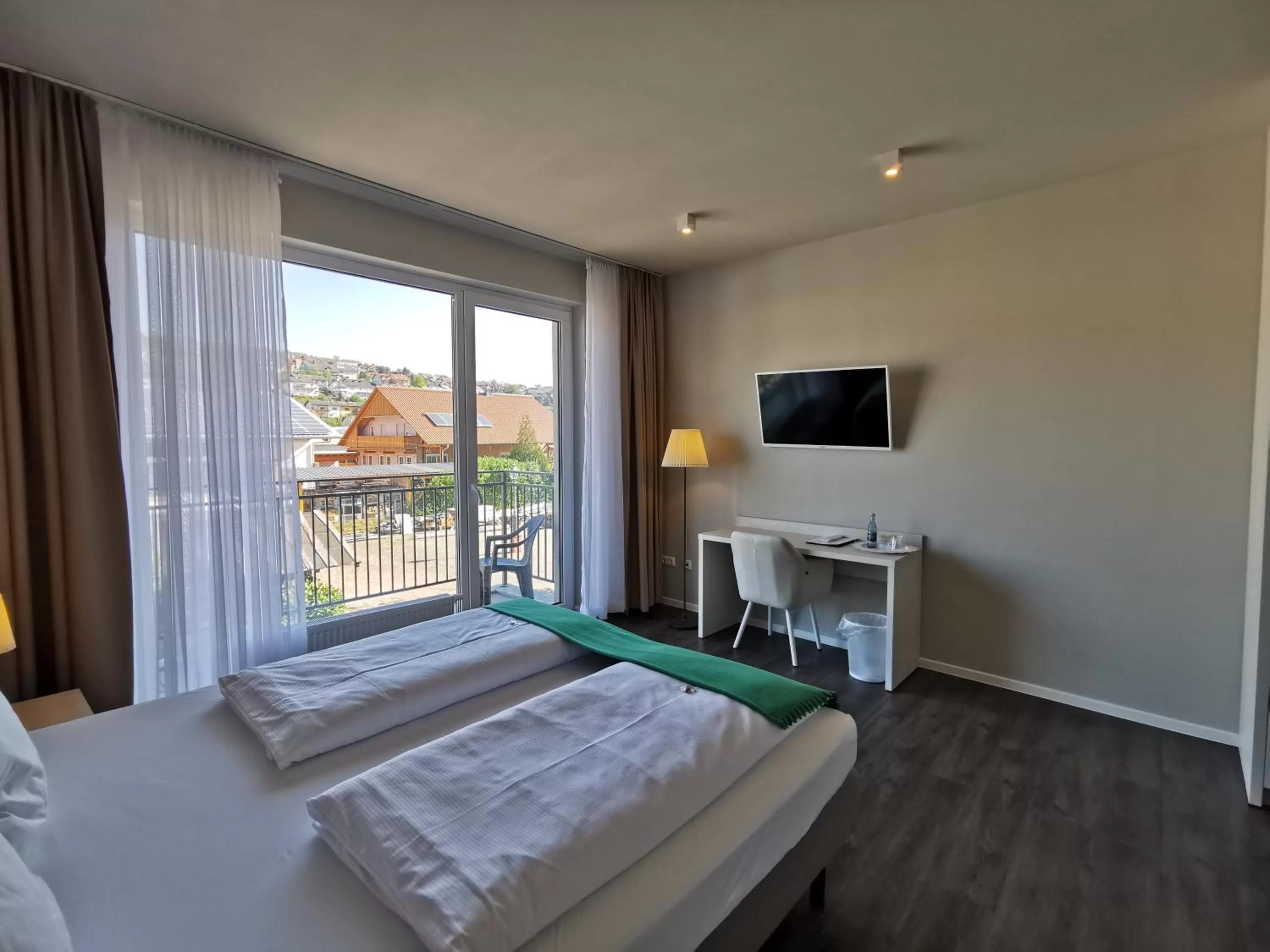 Balcony/Terrace, Bed in Hotel Gutsmühle