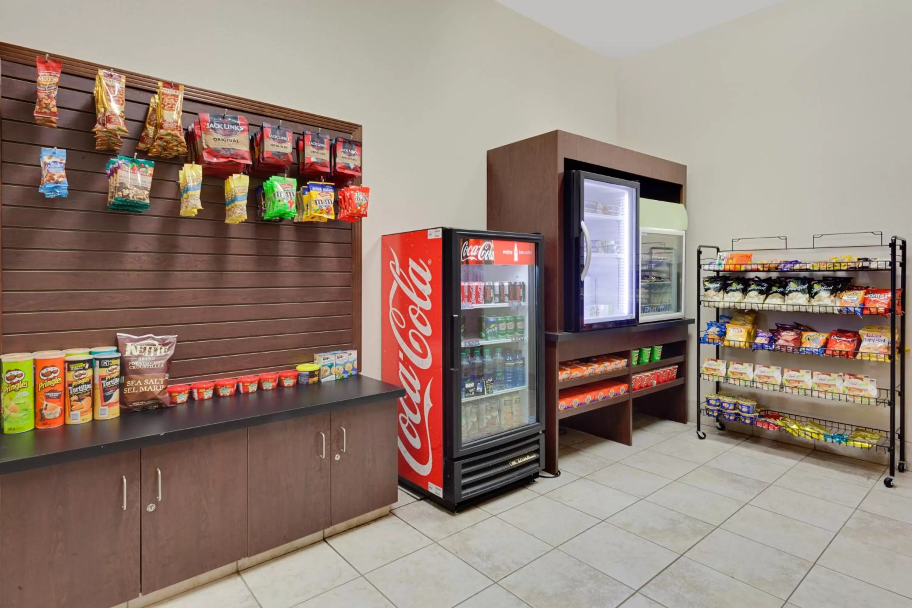 On-site shops in Ramada by Wyndham Lac La Biche