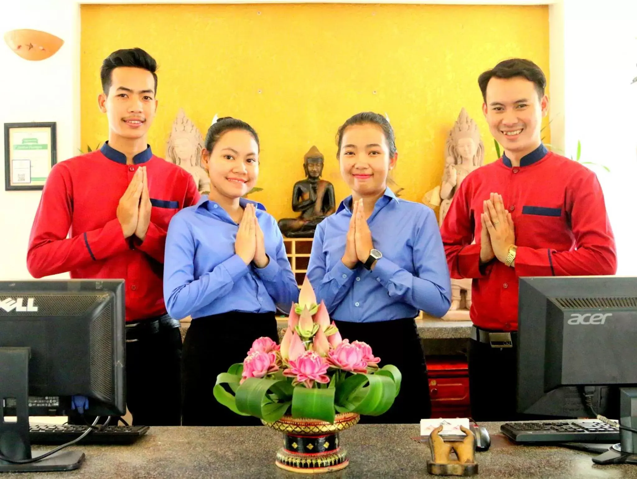 Staff in Residence Wat Damnak