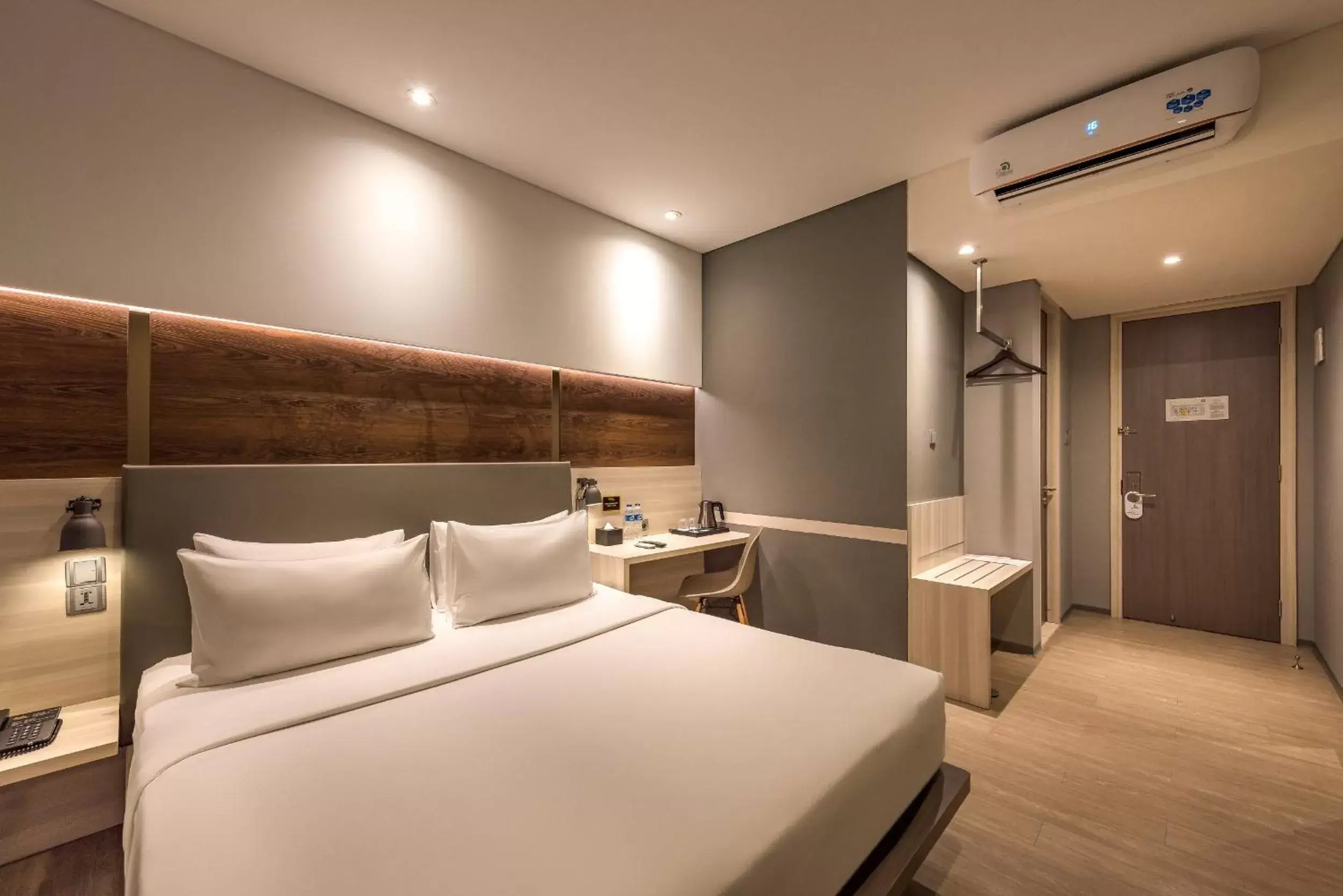 Bed in Stanley Wahid Hasyim Jakarta Bed in Stanley Wahid Hasyim Jakarta