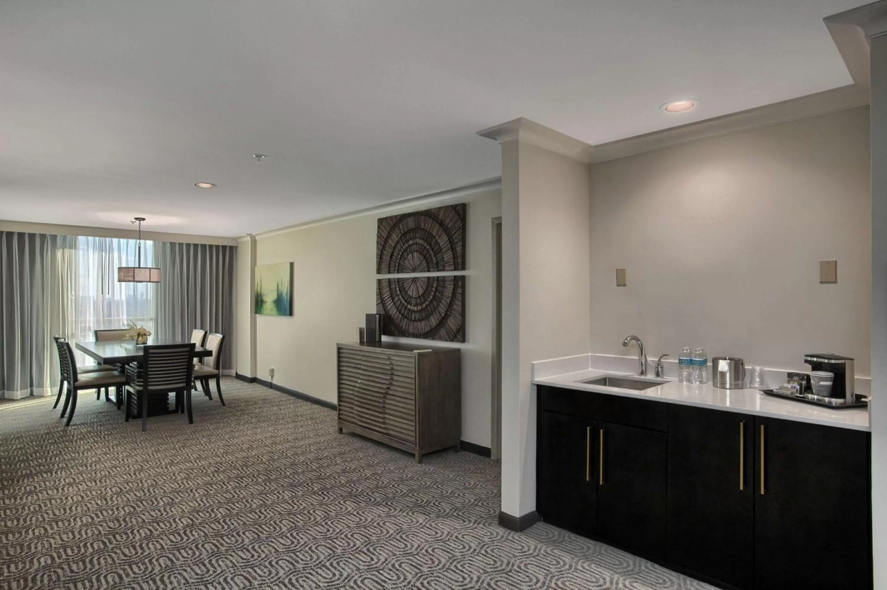 Living room in DoubleTree by Hilton at the Entrance to Universal Orlando