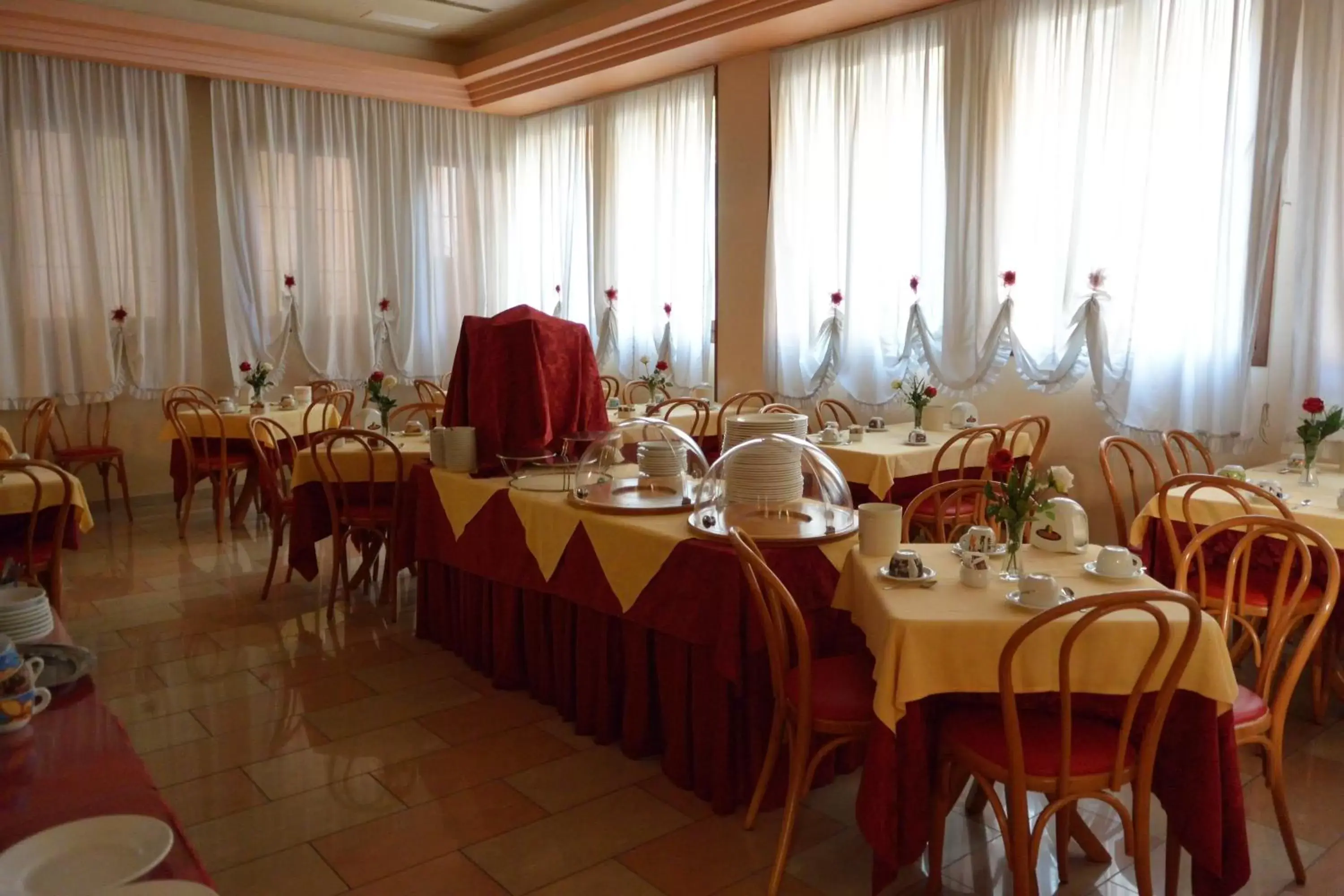 Continental breakfast, Restaurant/Places to Eat in Hotel Belle Arti