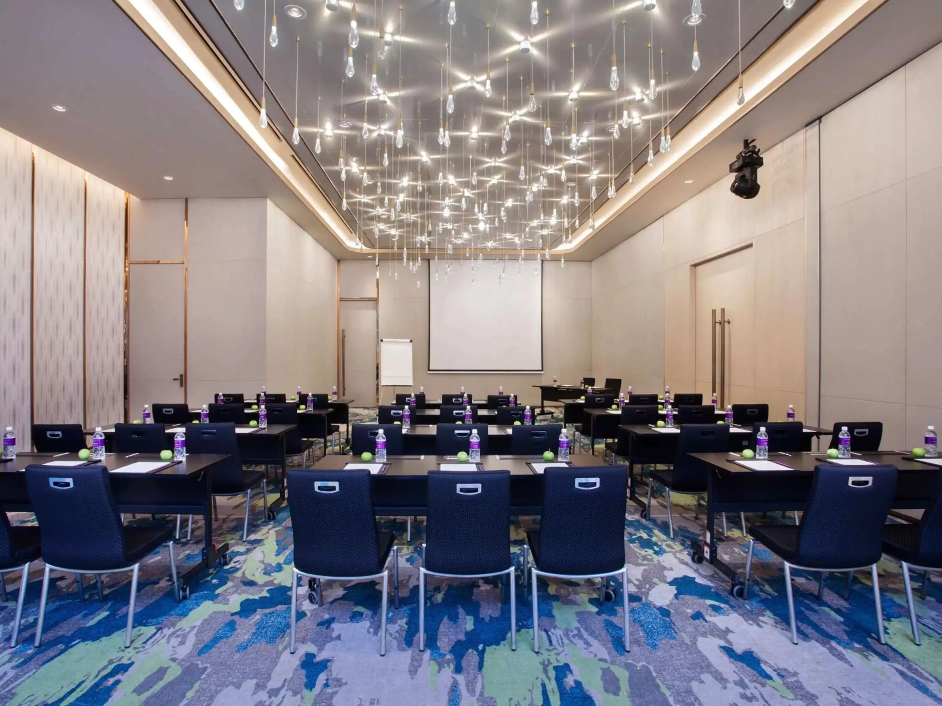 Meeting/conference room in Mercure Singapore Bugis