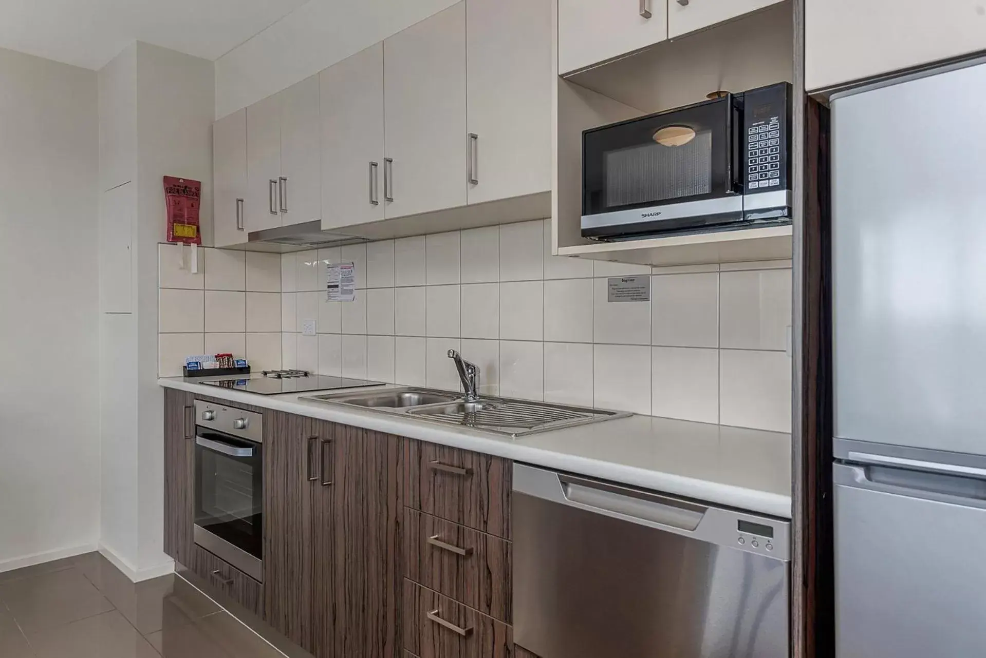 Kitchen/Kitchenette in Bay View Villas