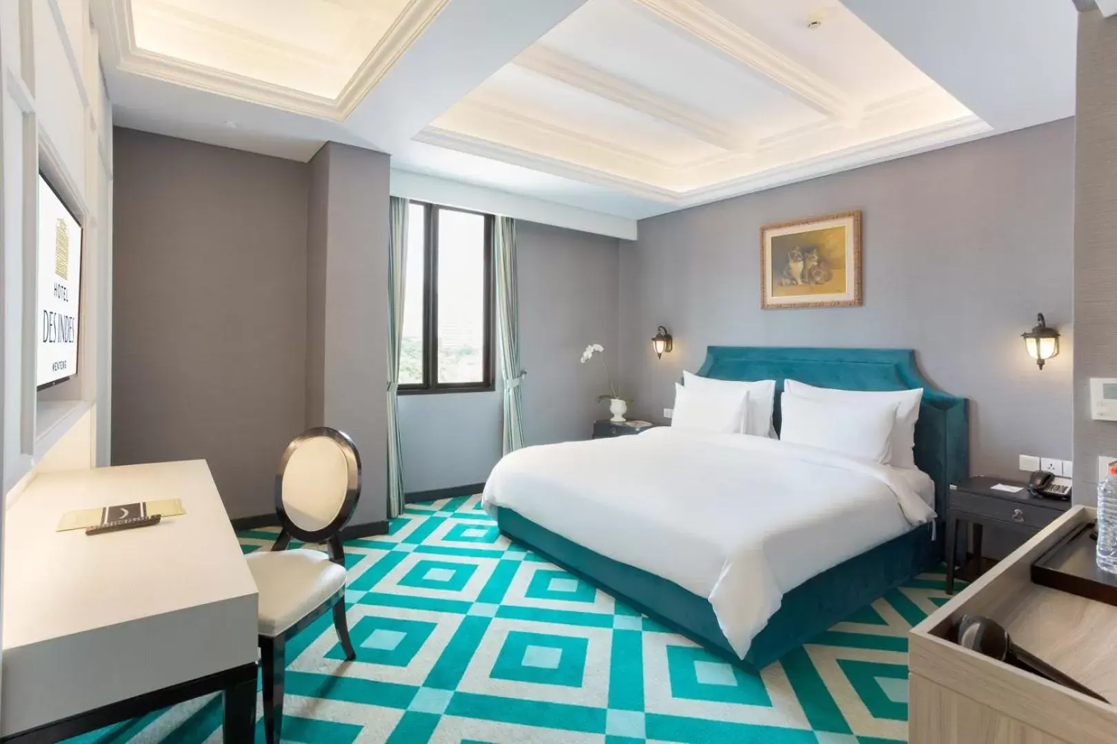 Bed in Hotel Des Indes Menteng