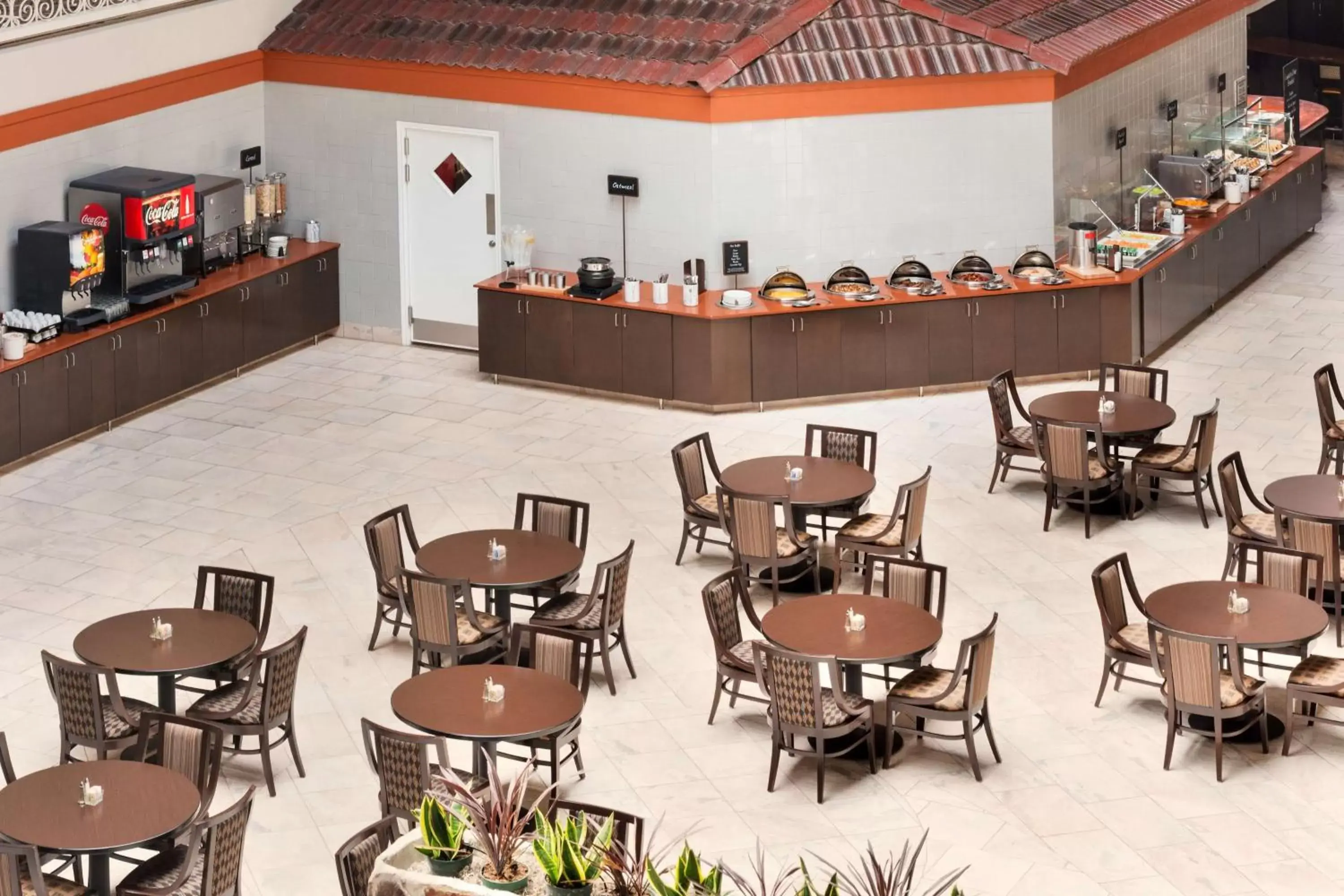 Dining area, Restaurant/Places to Eat in Embassy Suites Corpus Christi