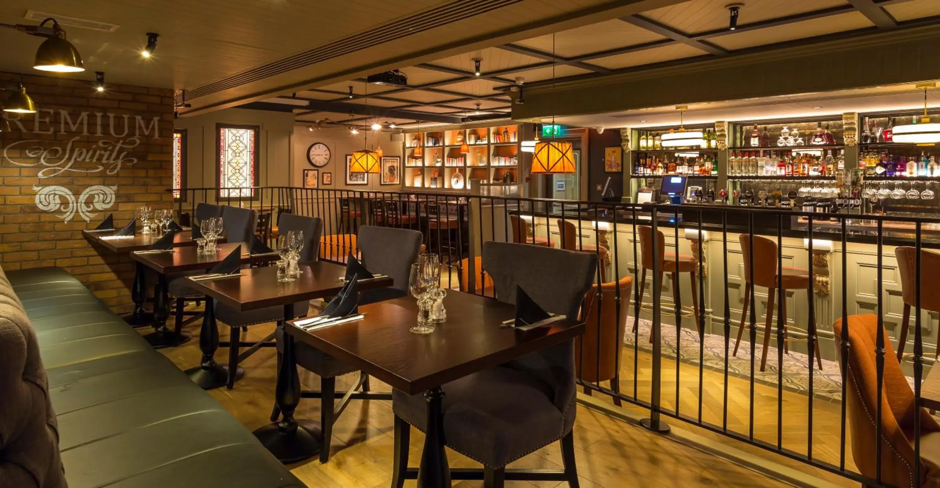 Restaurant/places to eat in Bonnington Hotel & Leisure Centre Restaurant/places to eat in Bonnington Hotel & Leisure Centre