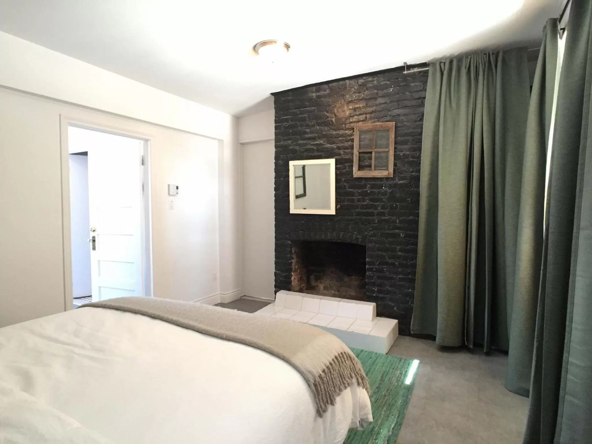 Bed in L'Hotel Particulier Griffintown