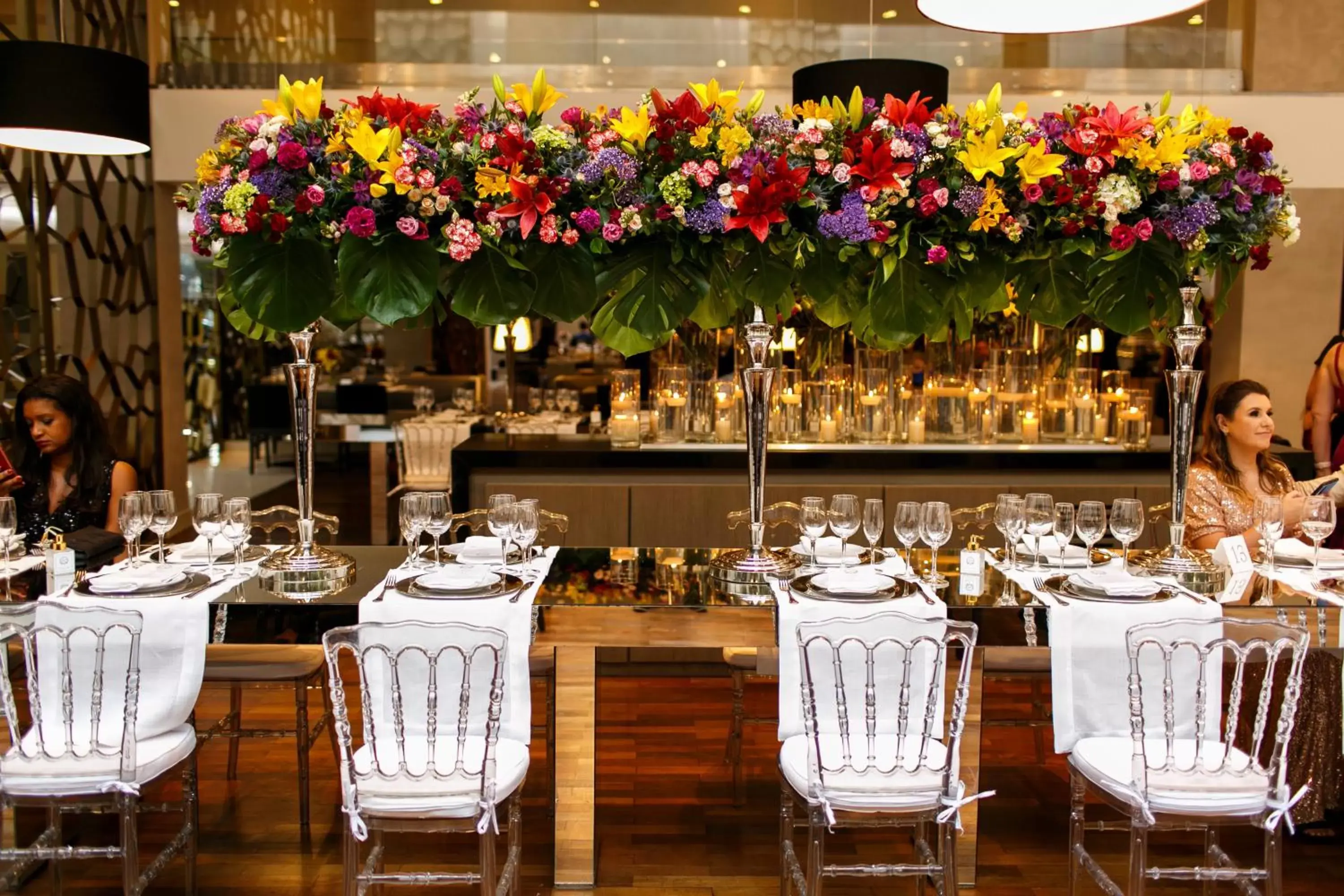 Banquet/Function facilities, Restaurant/Places to Eat in NH Curitiba The Five