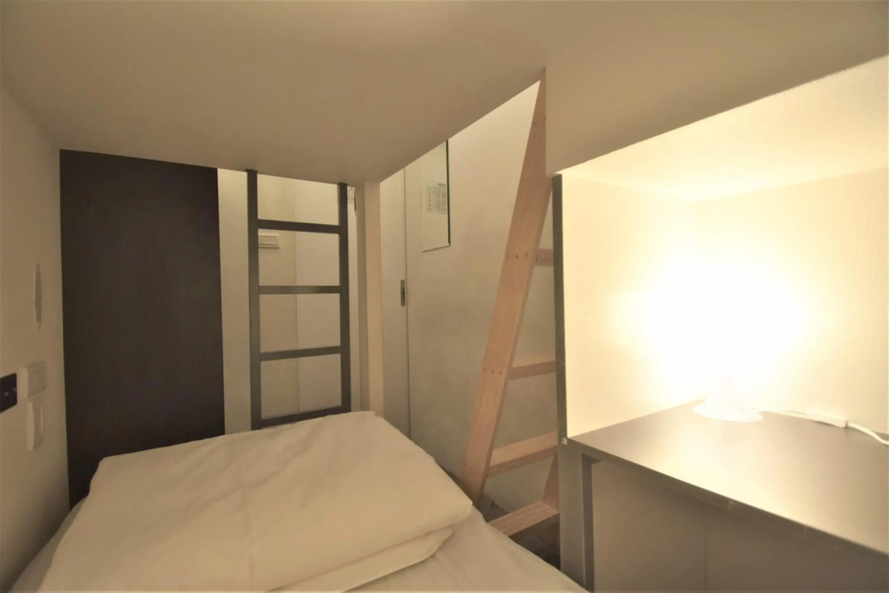 Photo of the whole room, Bed in Inn Cube Ximen
