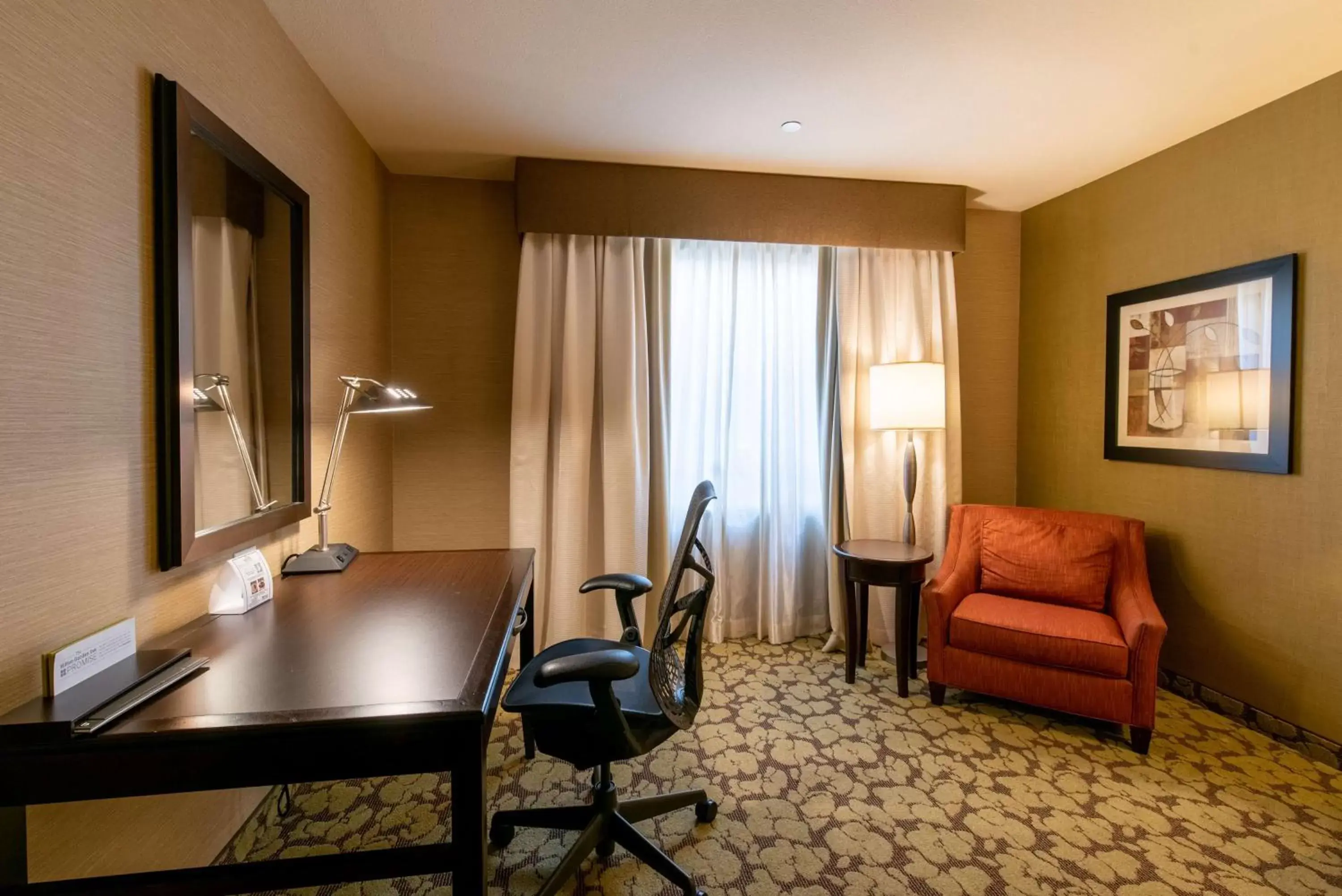 Bedroom, Seating Area in Hilton Garden Inn Ogden