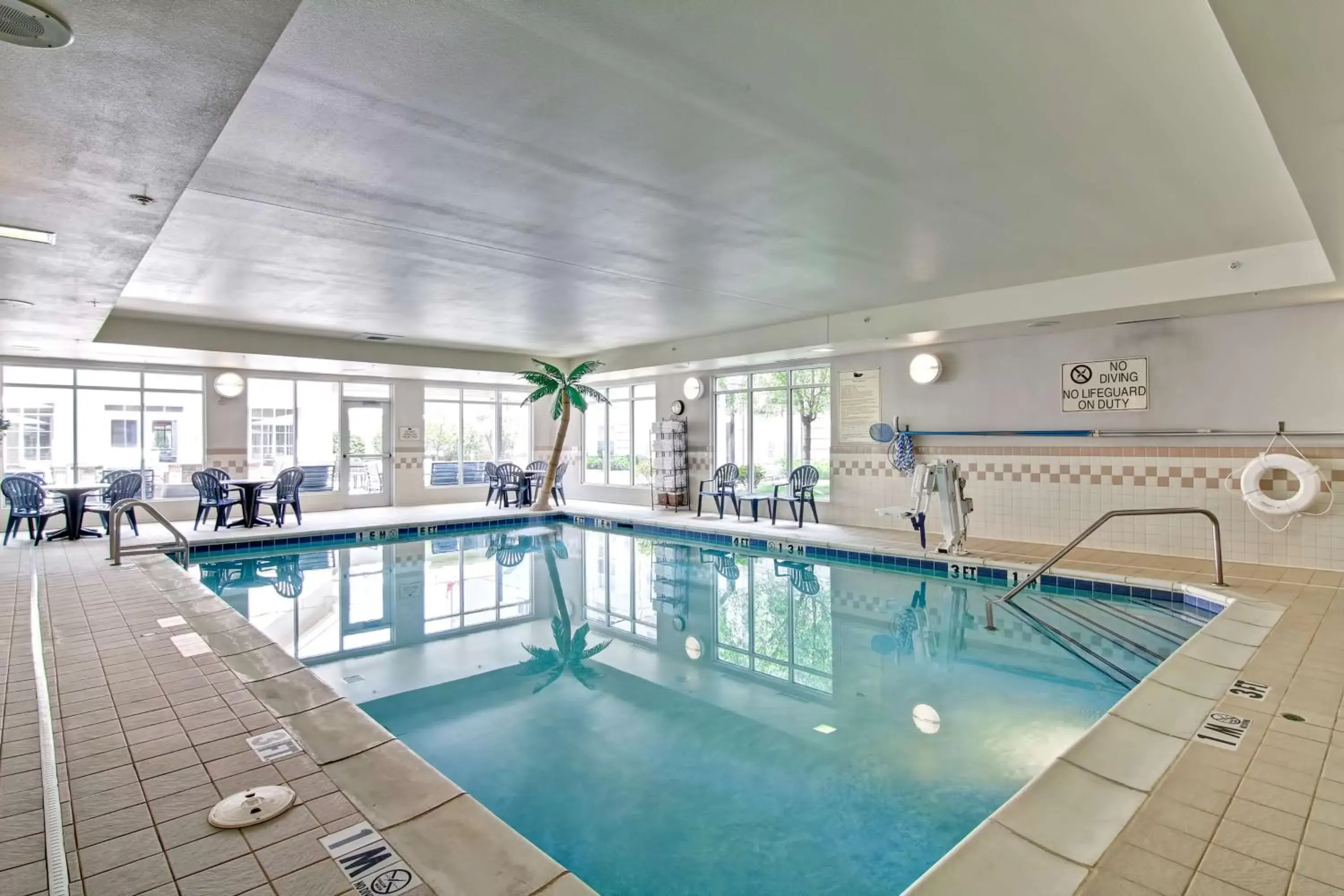 Pool view, Swimming Pool in Homewood Suites by Hilton Bentonville-Rogers