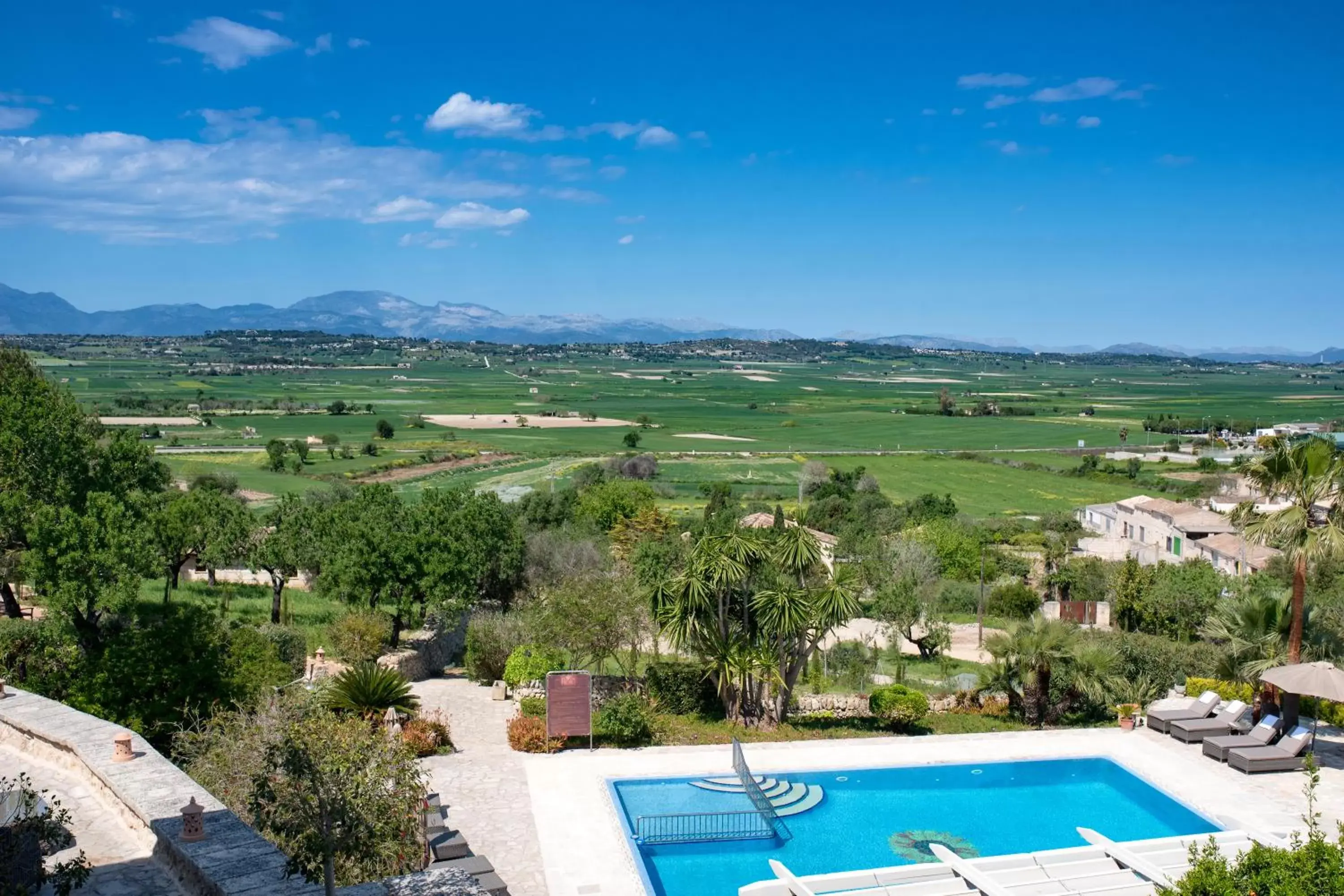 Mountain view, Pool View in Casa Font i Roig