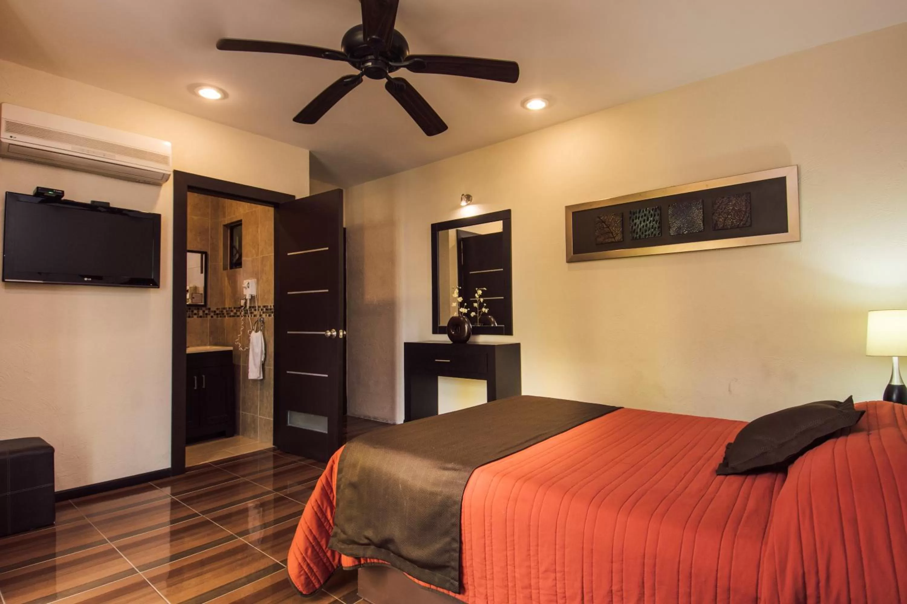 Bed in Hotel Majova Inn Xalapa