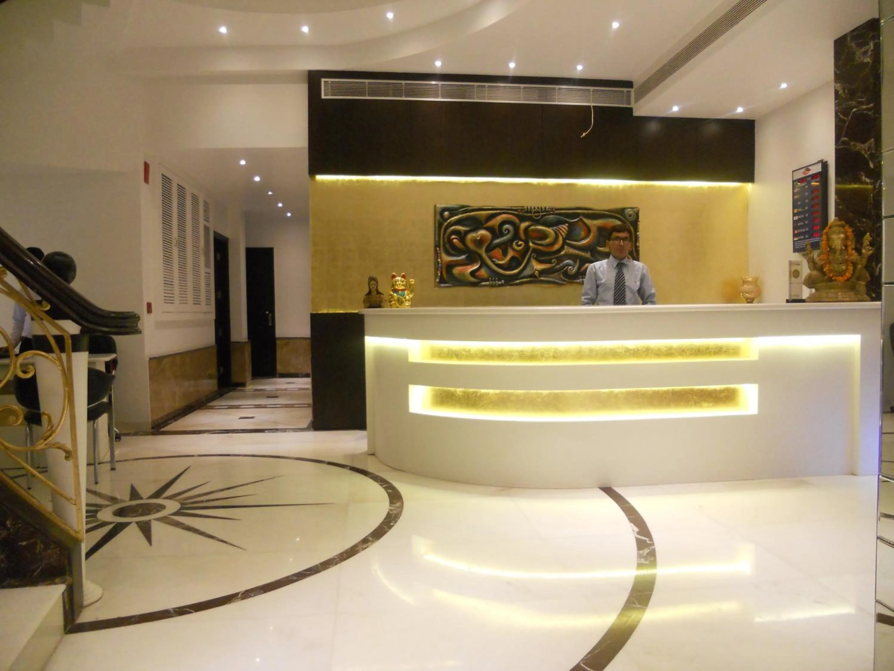 Lobby or reception in Hotel Grand Godwin - Near New Delhi Railway Station - Paharganj