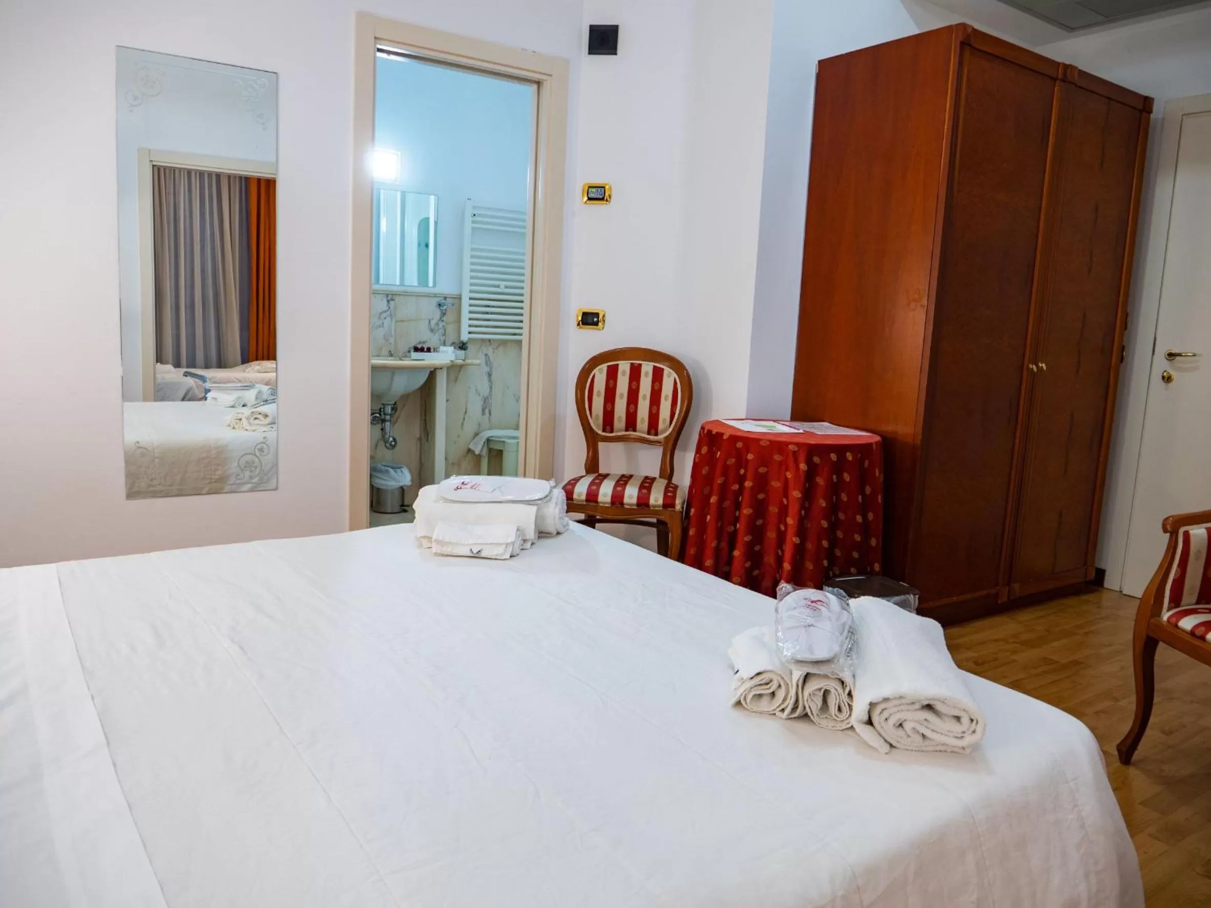 Family Room in Hotel Joli