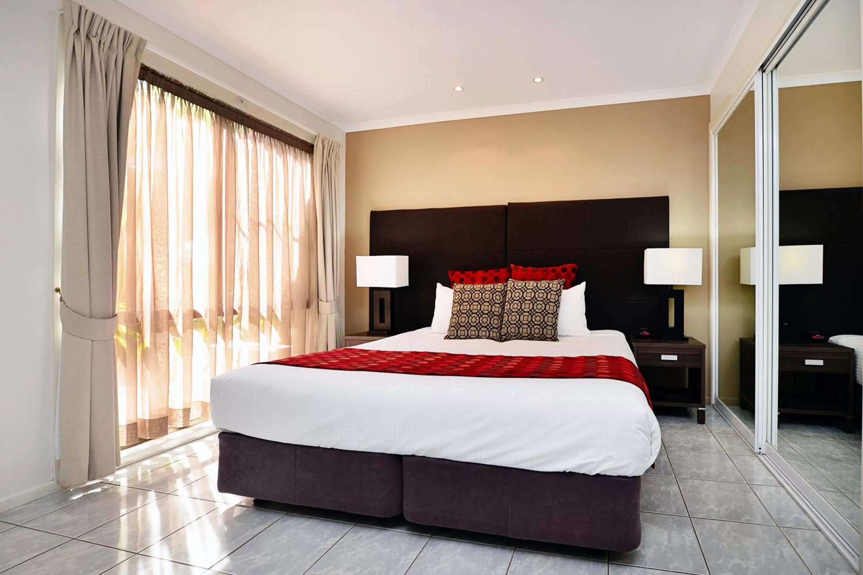 Bedroom, Bed in BreakFree Aanuka Beach Resort
