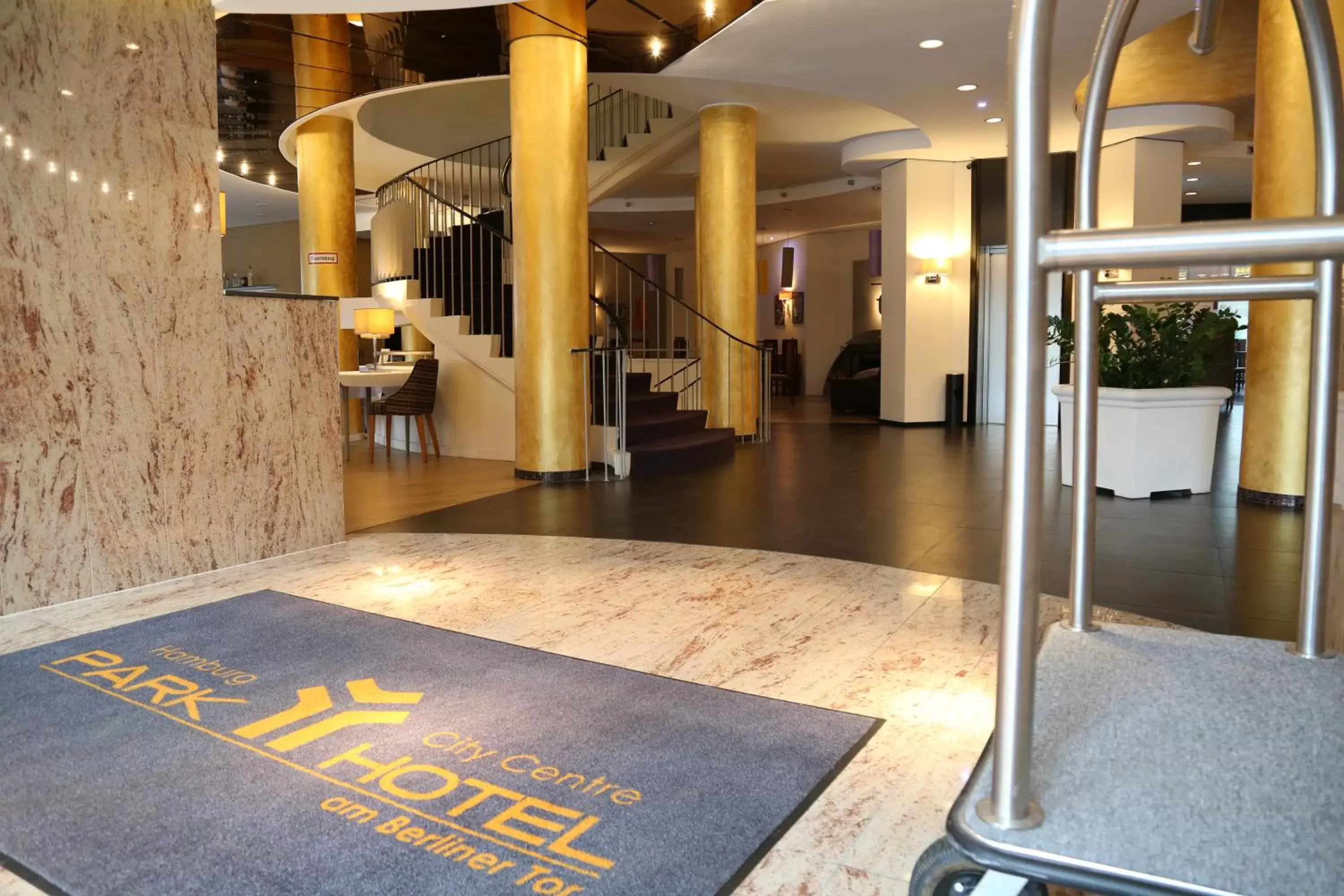 Lobby or reception in Park Hotel am Berliner Tor