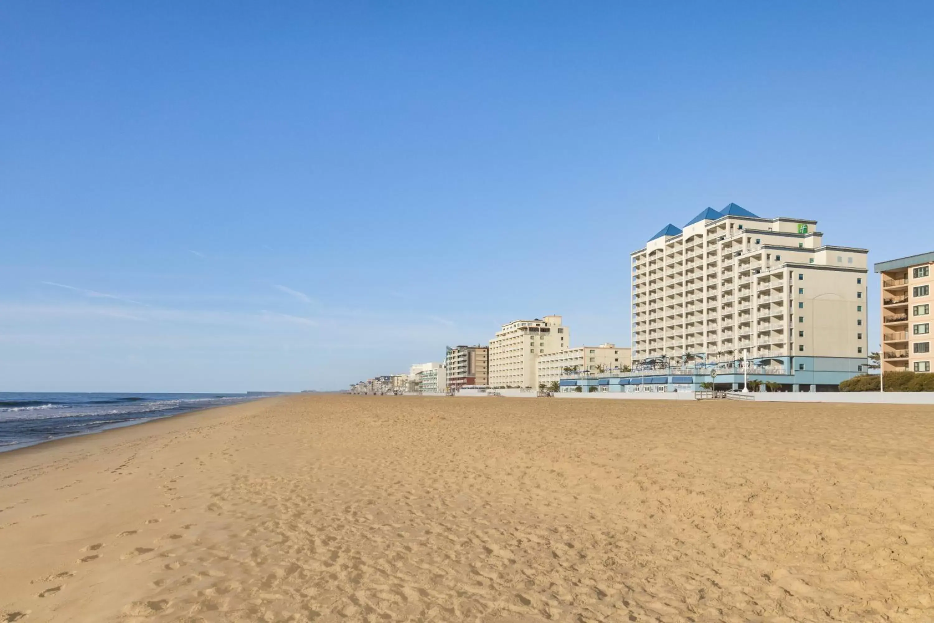 Beach in Holiday Inn & Suites Ocean City, an IHG Hotel