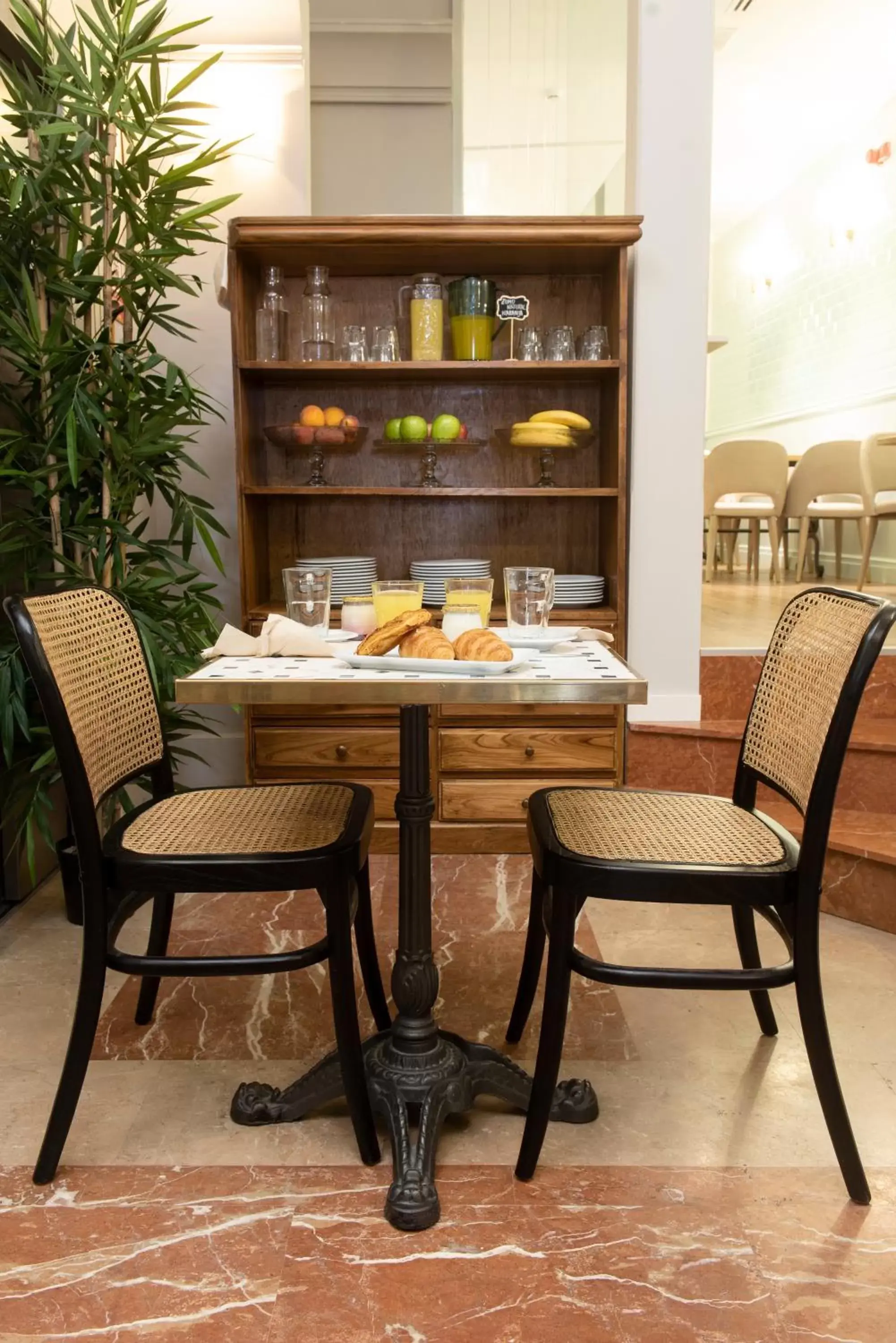 Breakfast, Restaurant/Places to Eat in Infanta Isabel by Recordis Hotels