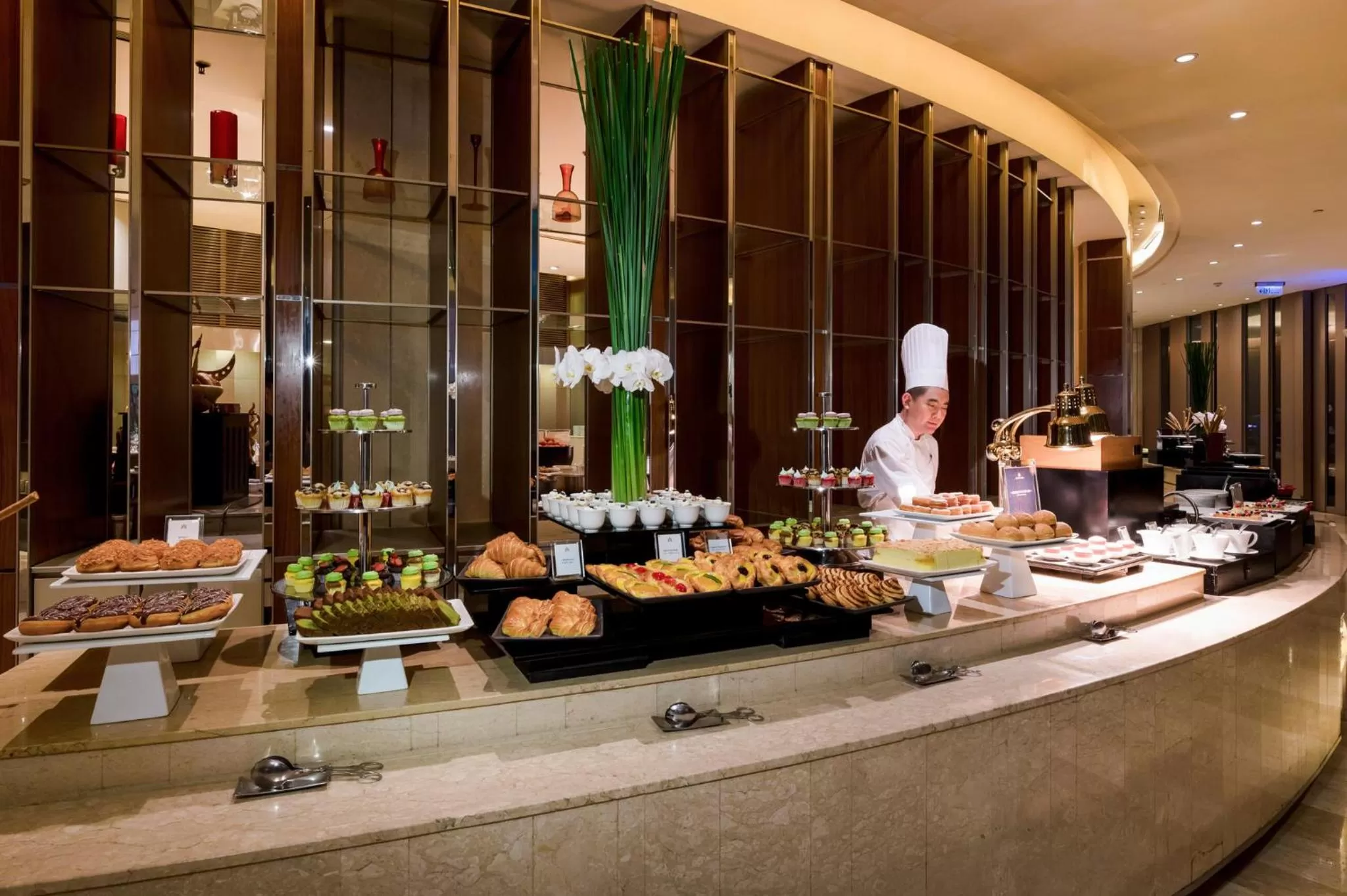 Dining area in Hotel Nikko Saigon