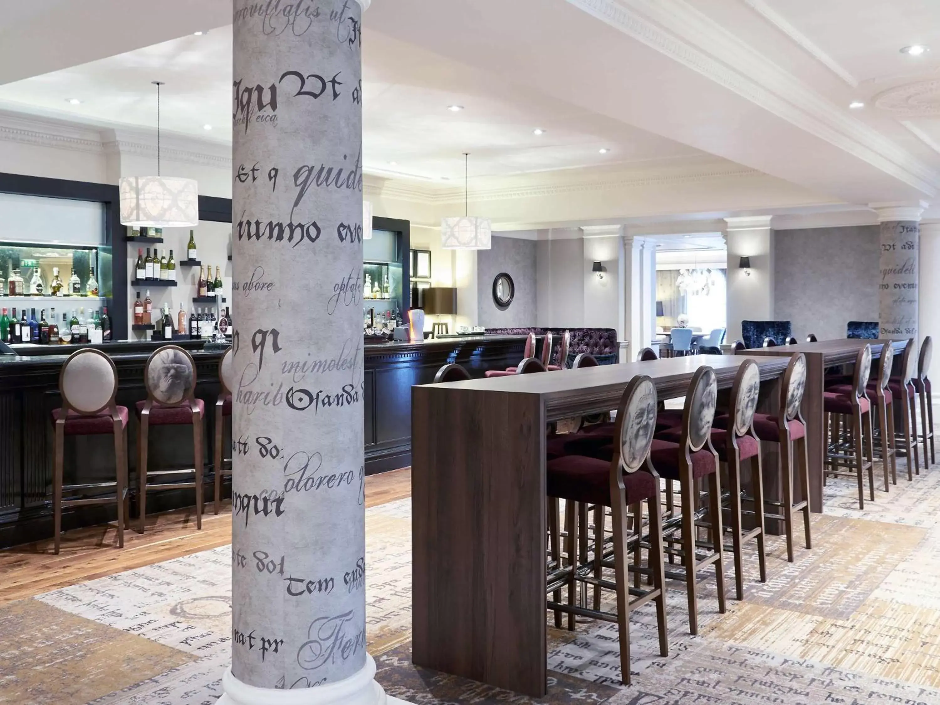 Lounge or bar, Lounge/Bar in Mercure Exeter Southgate Hotel