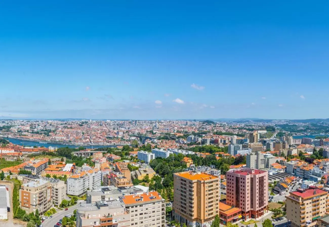 Property building, Bird's-eye View in Holiday Inn Porto Gaia, an IHG Hotel