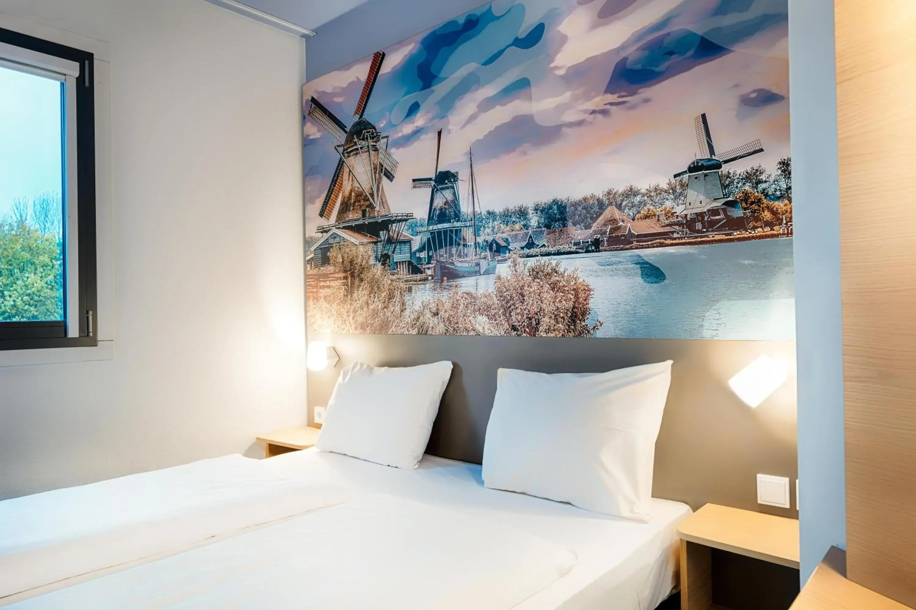 Photo of the whole room, Bed in B&B Hotel Amsterdam-Zaandam