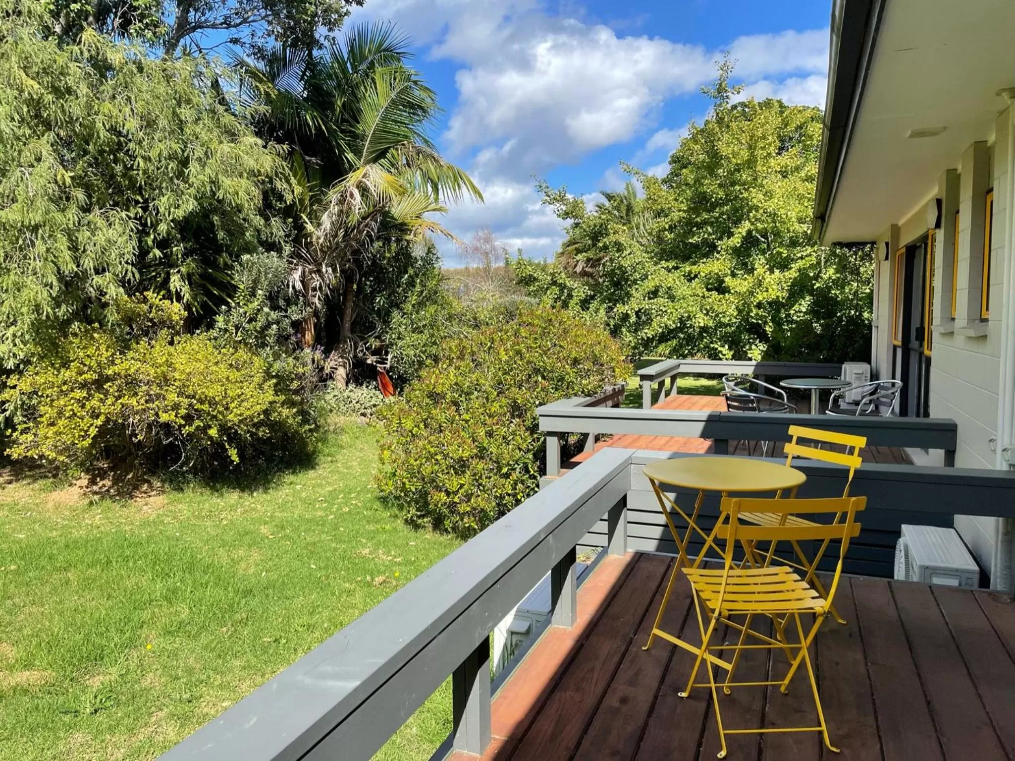 Garden view in Aotearoa Lodge
