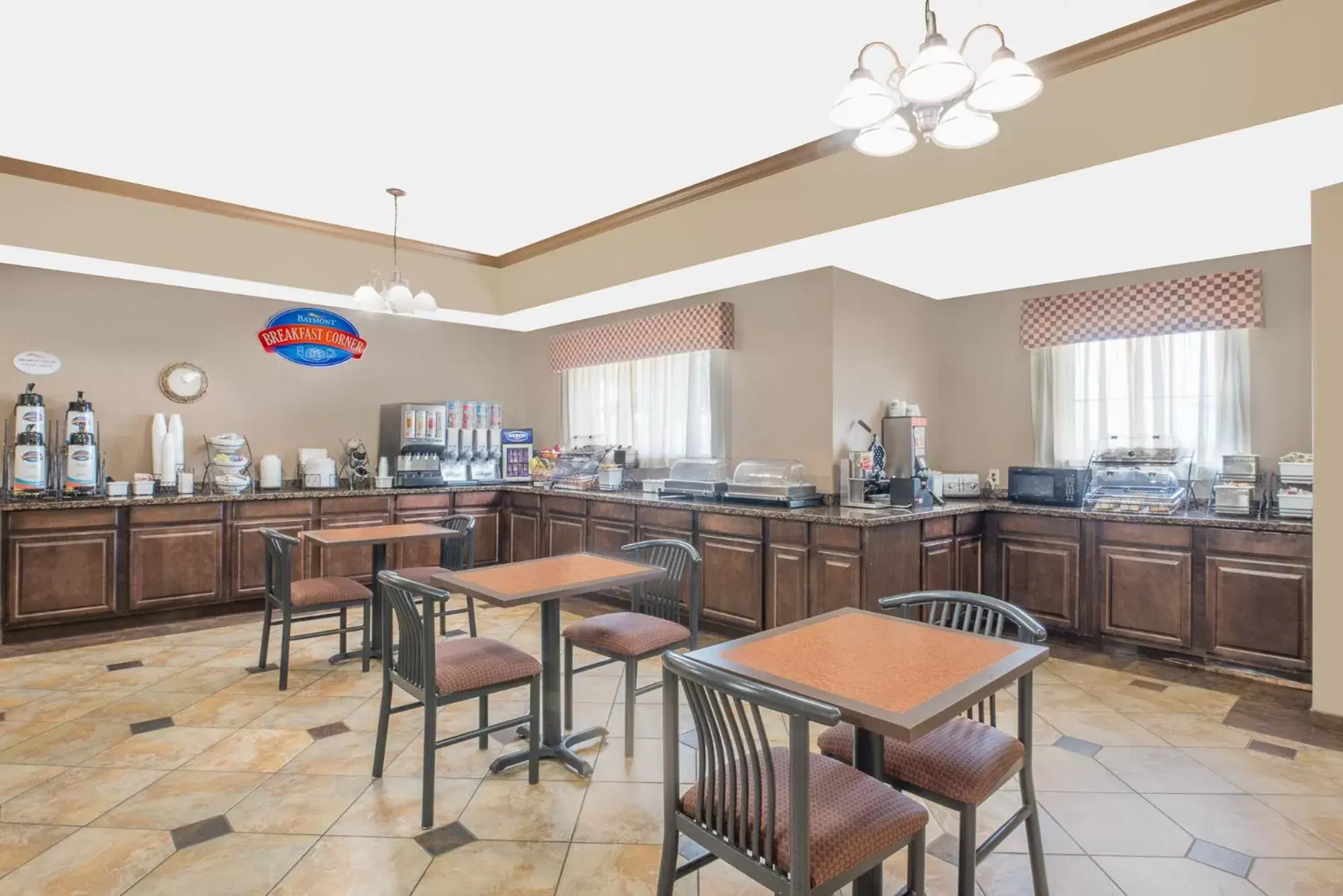 Buffet breakfast, Restaurant/Places to Eat in Baymont by Wyndham Snyder