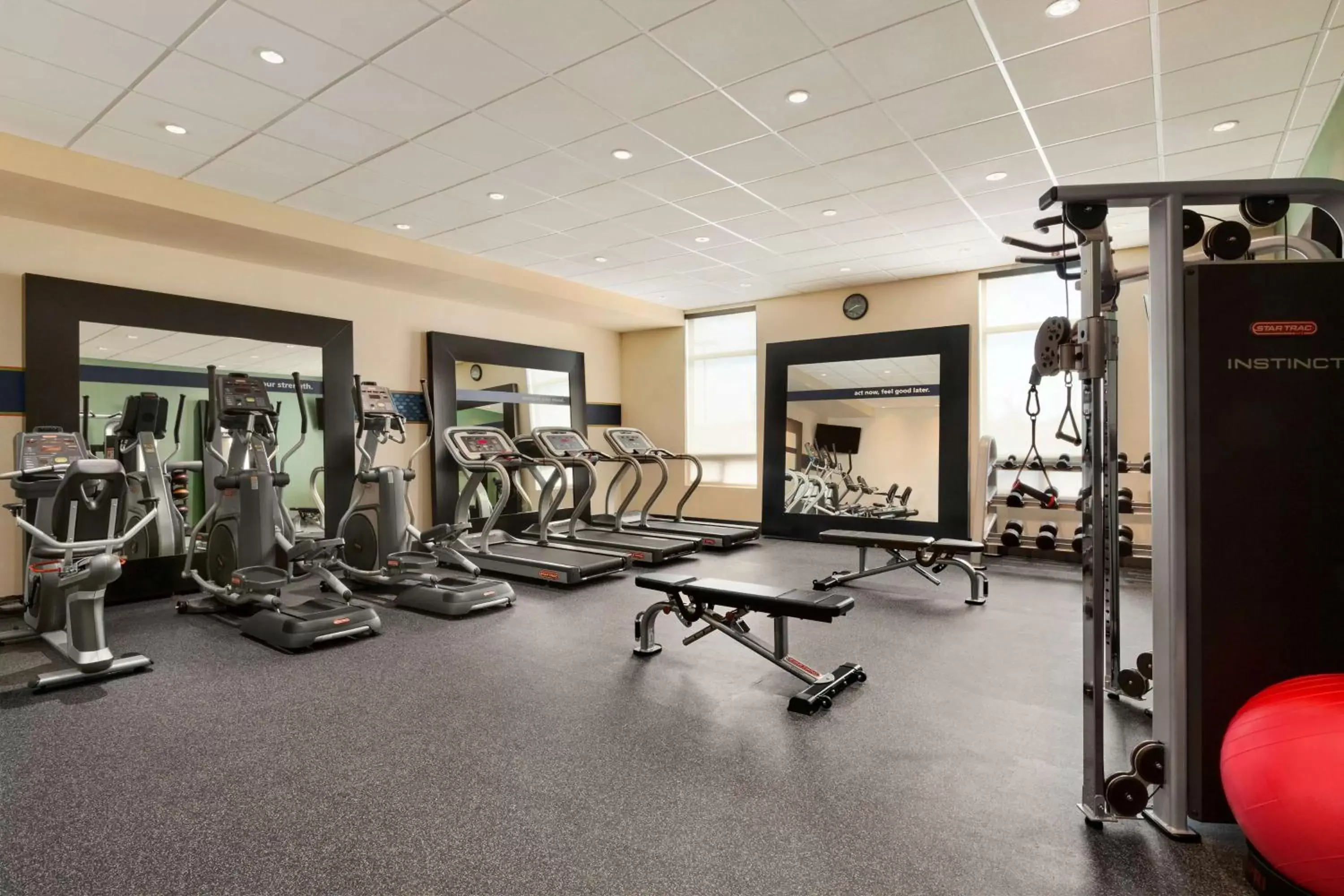 Fitness centre/facilities, Fitness Center/Facilities in Hampton Inn by Hilton Edmonton/Sherwood Park