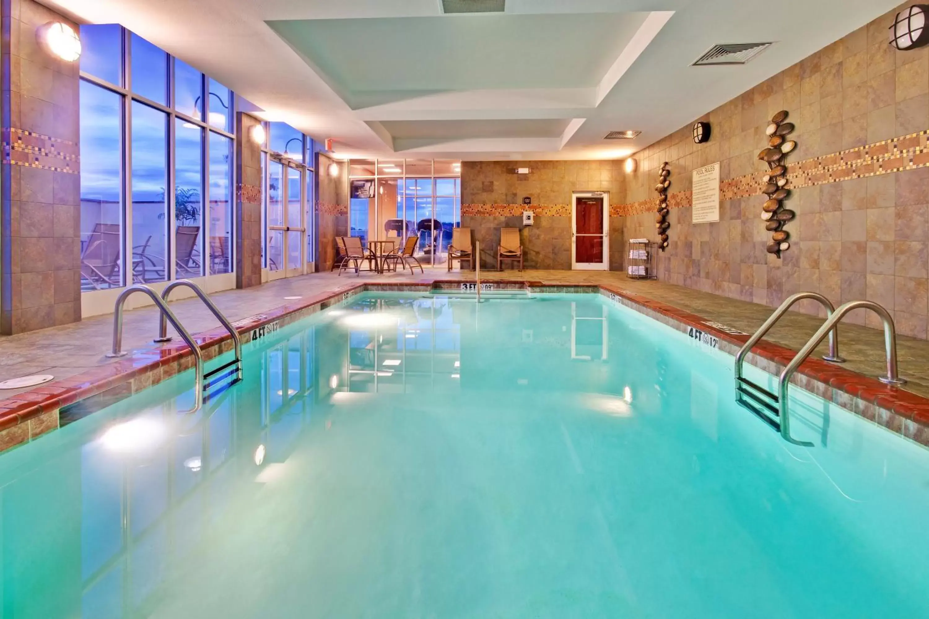 Swimming Pool in Holiday Inn Pearl - Jackson Area, an IHG Hotel